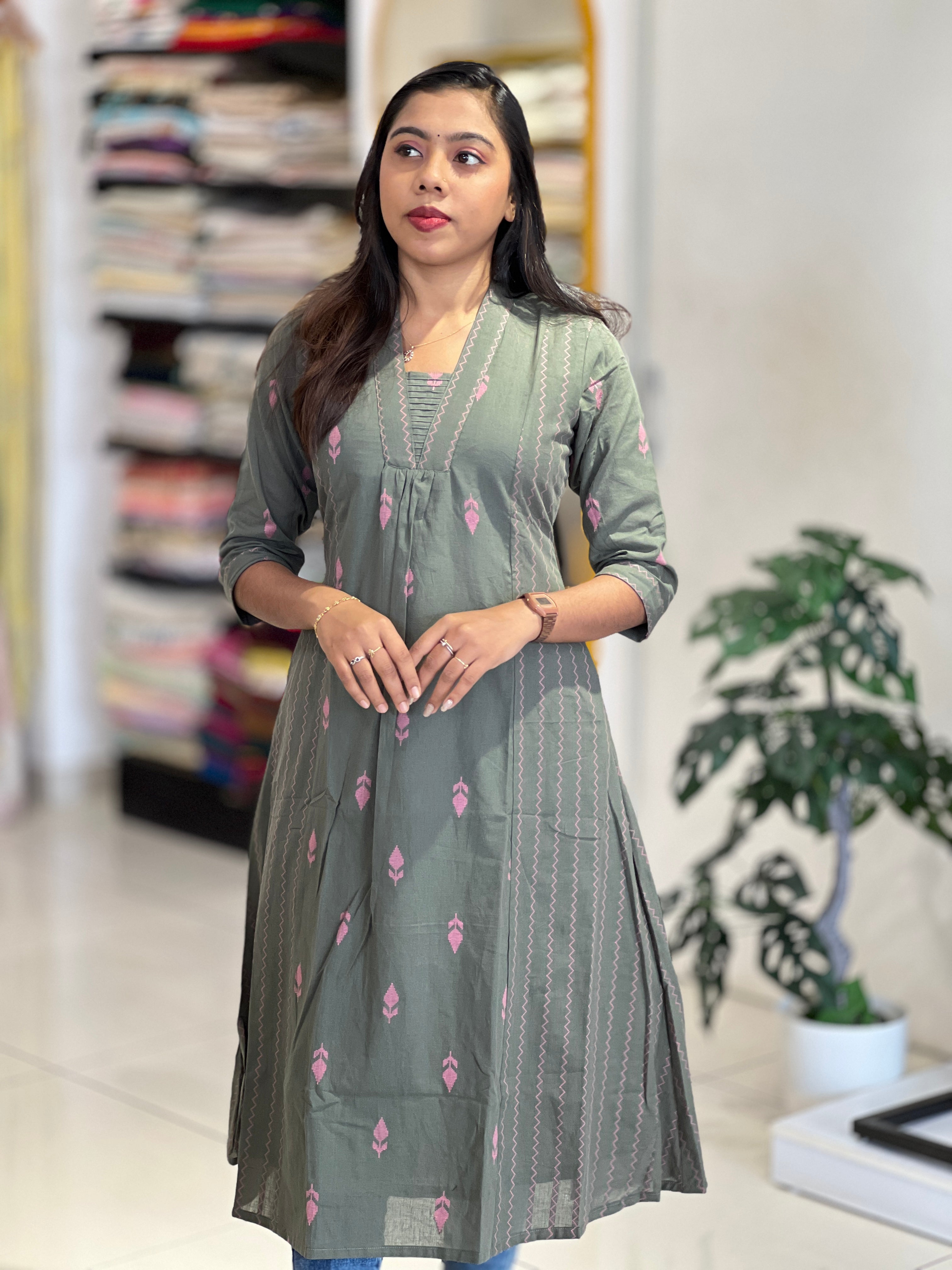 Thread Weaved Cotton Kurta | SV301