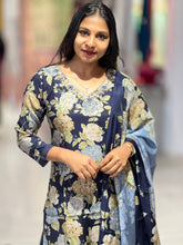 Floral Print With Hand Embroidery Detailed Muslin Finish Kurta Set | FW286