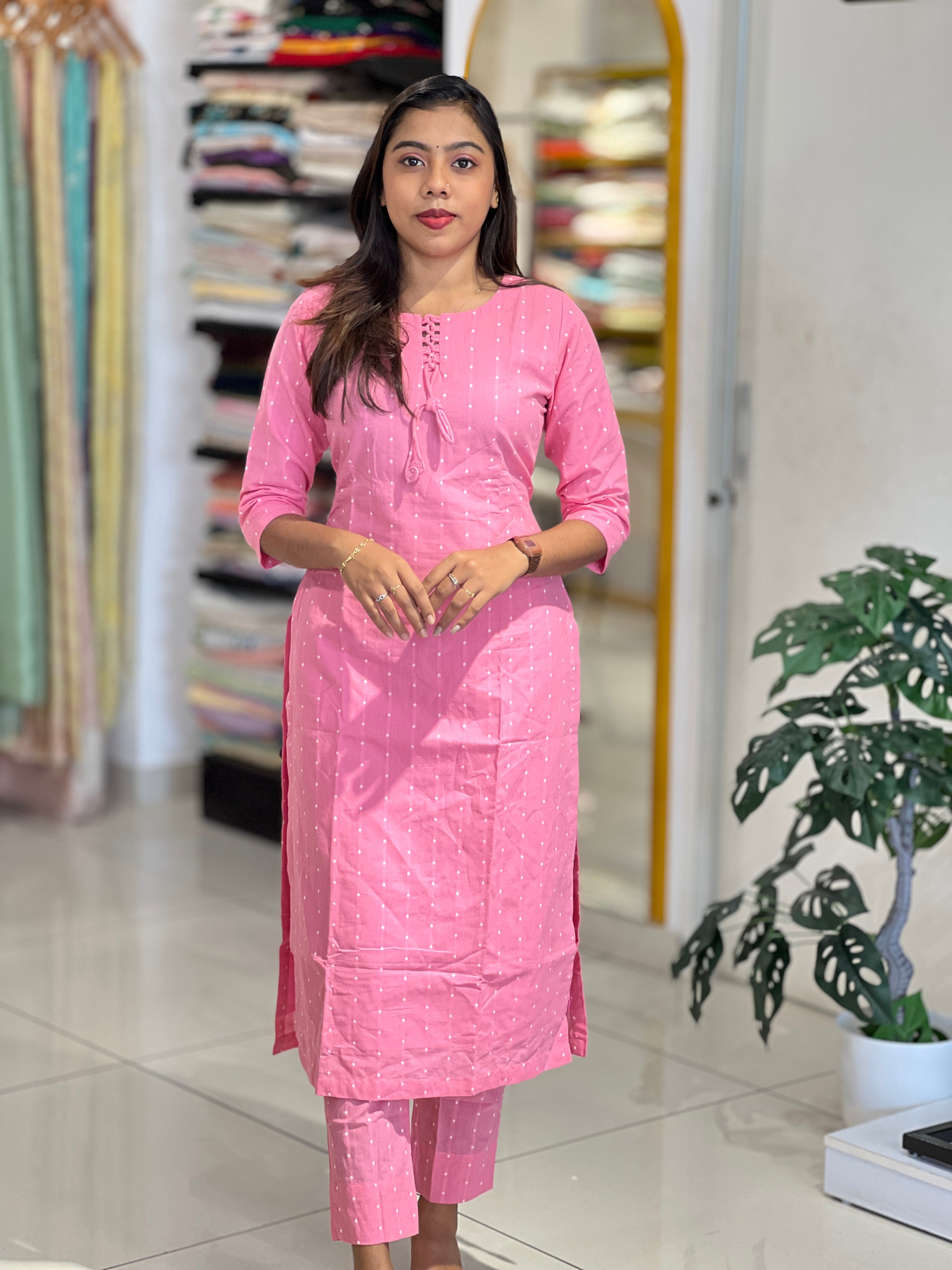 Thread Butta Detailed Cotton Kurta Set | SV302