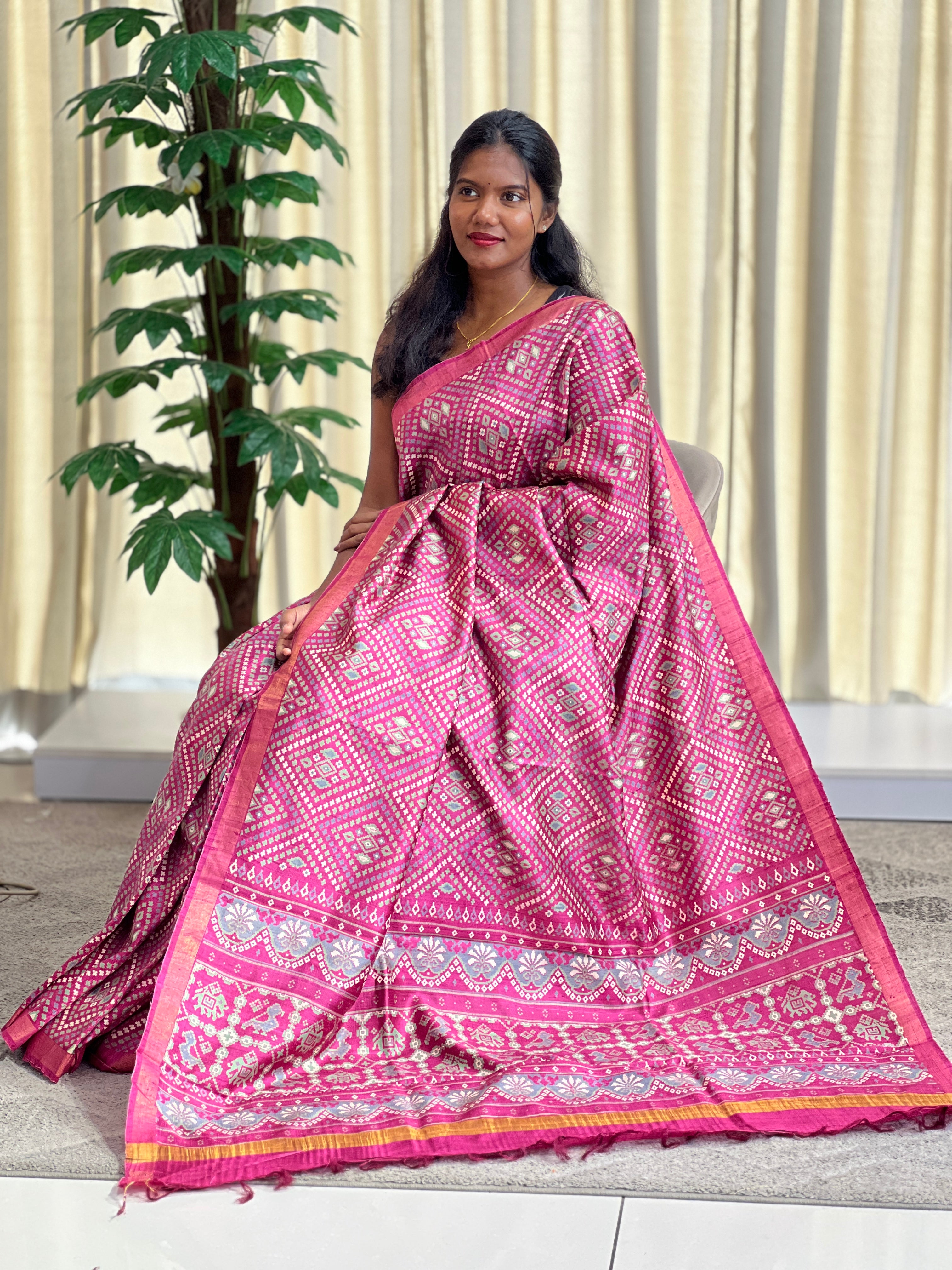 Screen Printed Raw Silk Saree | HS1427