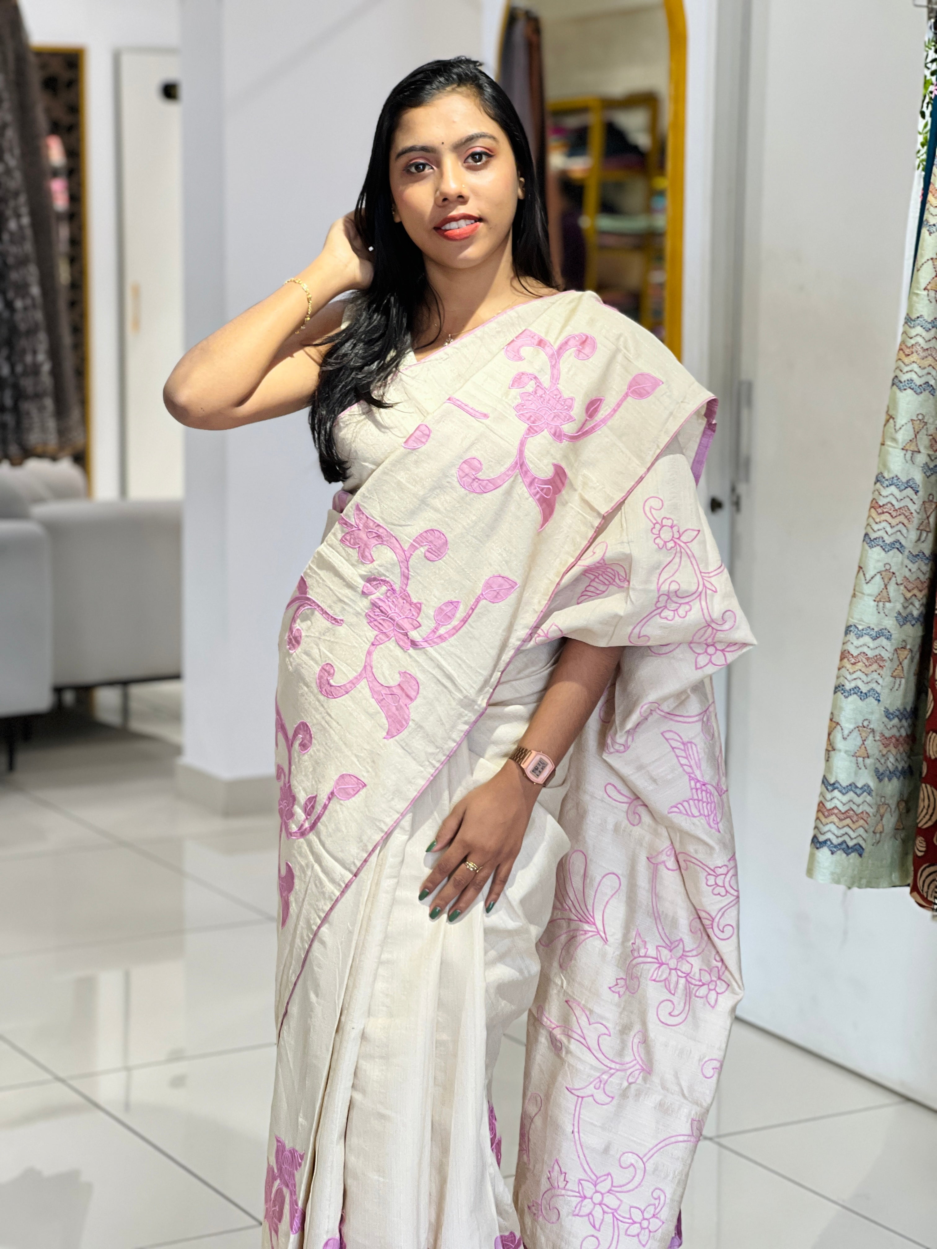 Floral Applique Detailed Tussar Finish Saree | BLD629