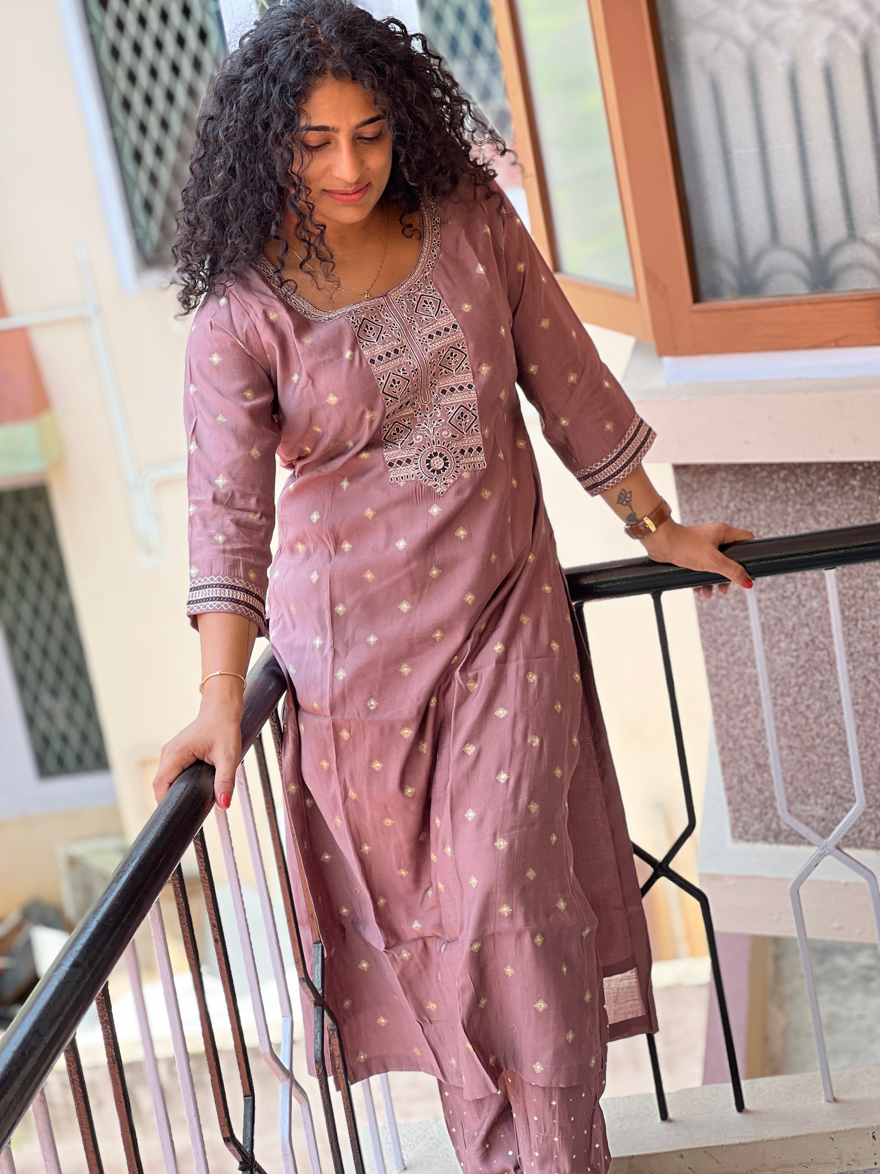 Foil Print Muslin Finish Kurta Set | SV251