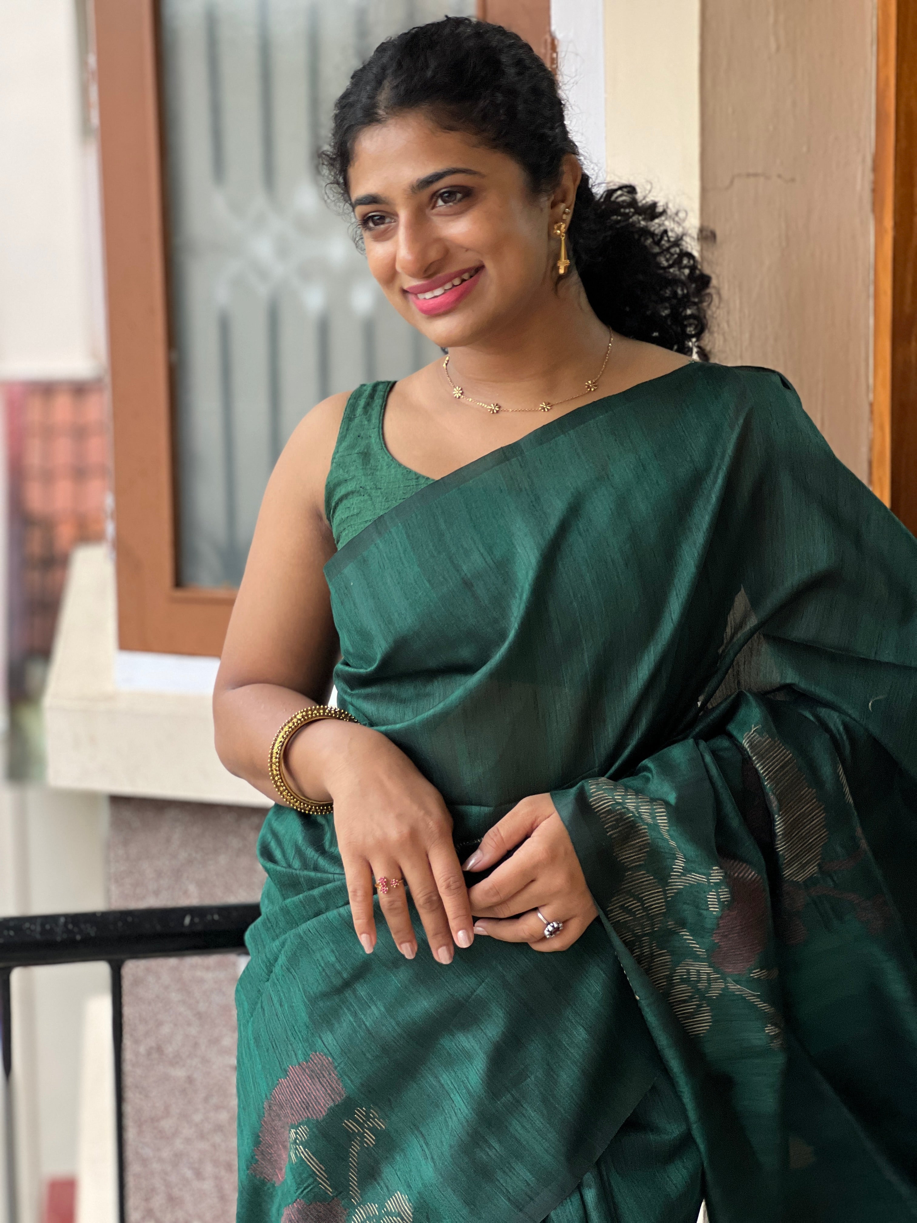 Jamdani Weaving Geecha Tussar Finish Saree | YNG351