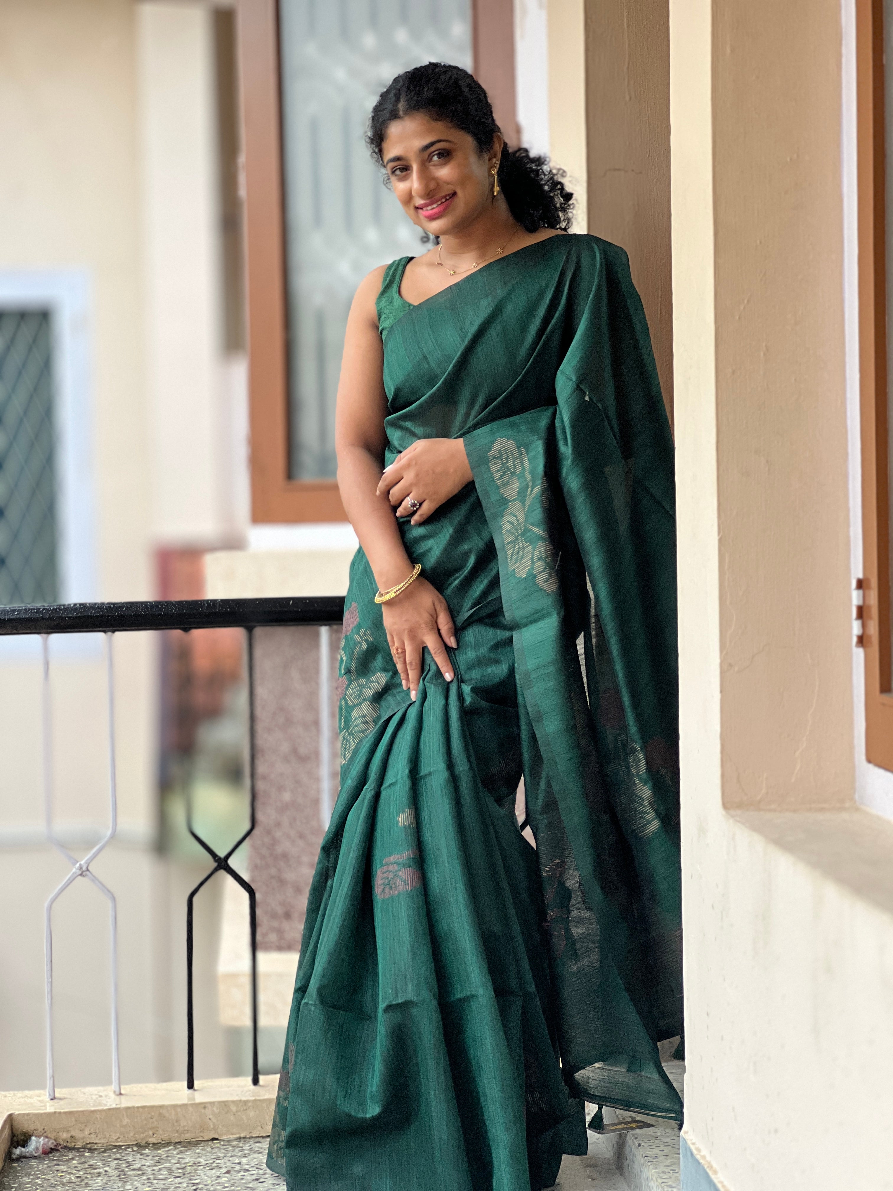 Jamdani Weaving Geecha Tussar Finish Saree | YNG351