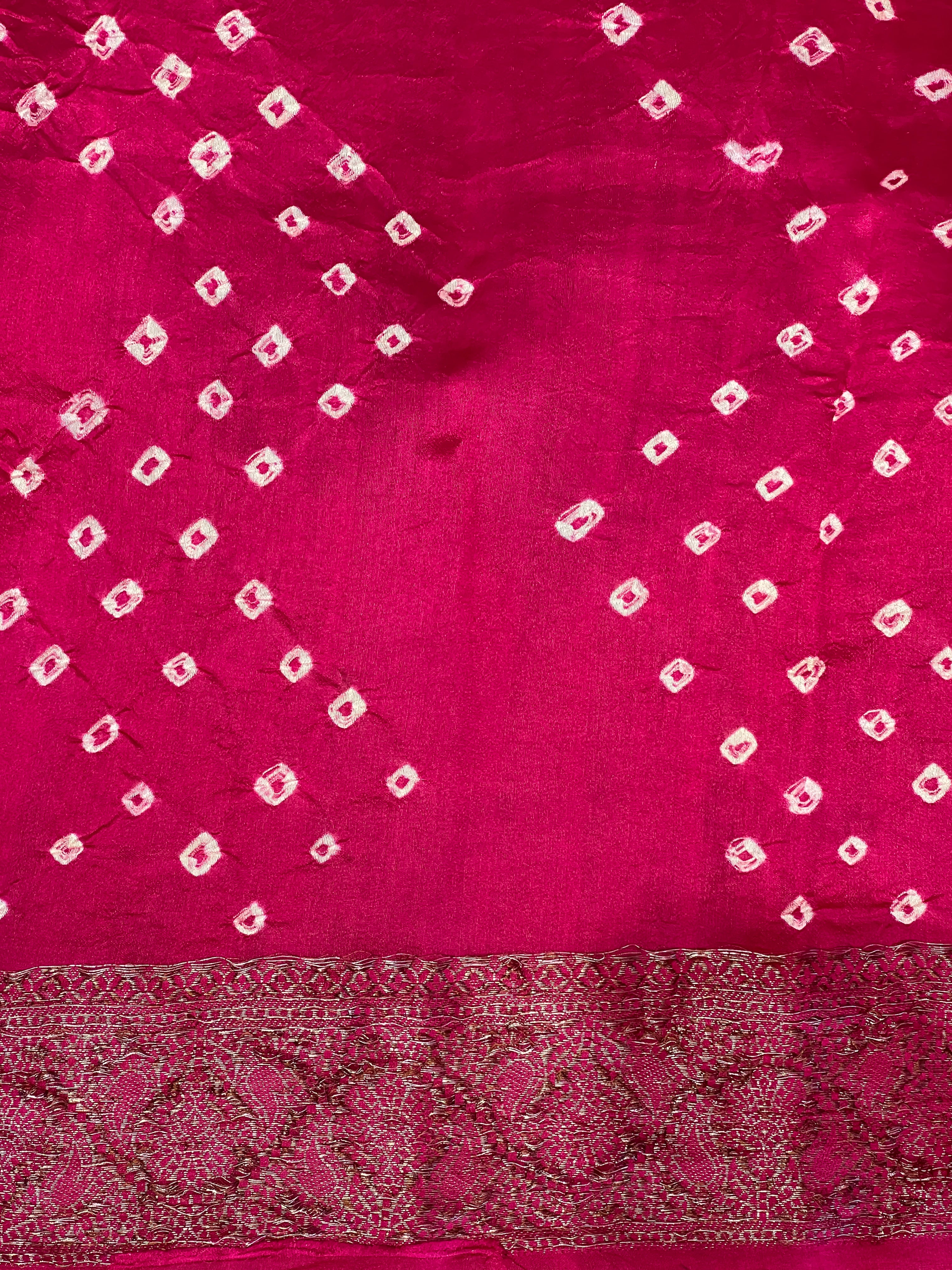 Zari And Thread Woven Pure Banarasi Silk Saree | YNG751