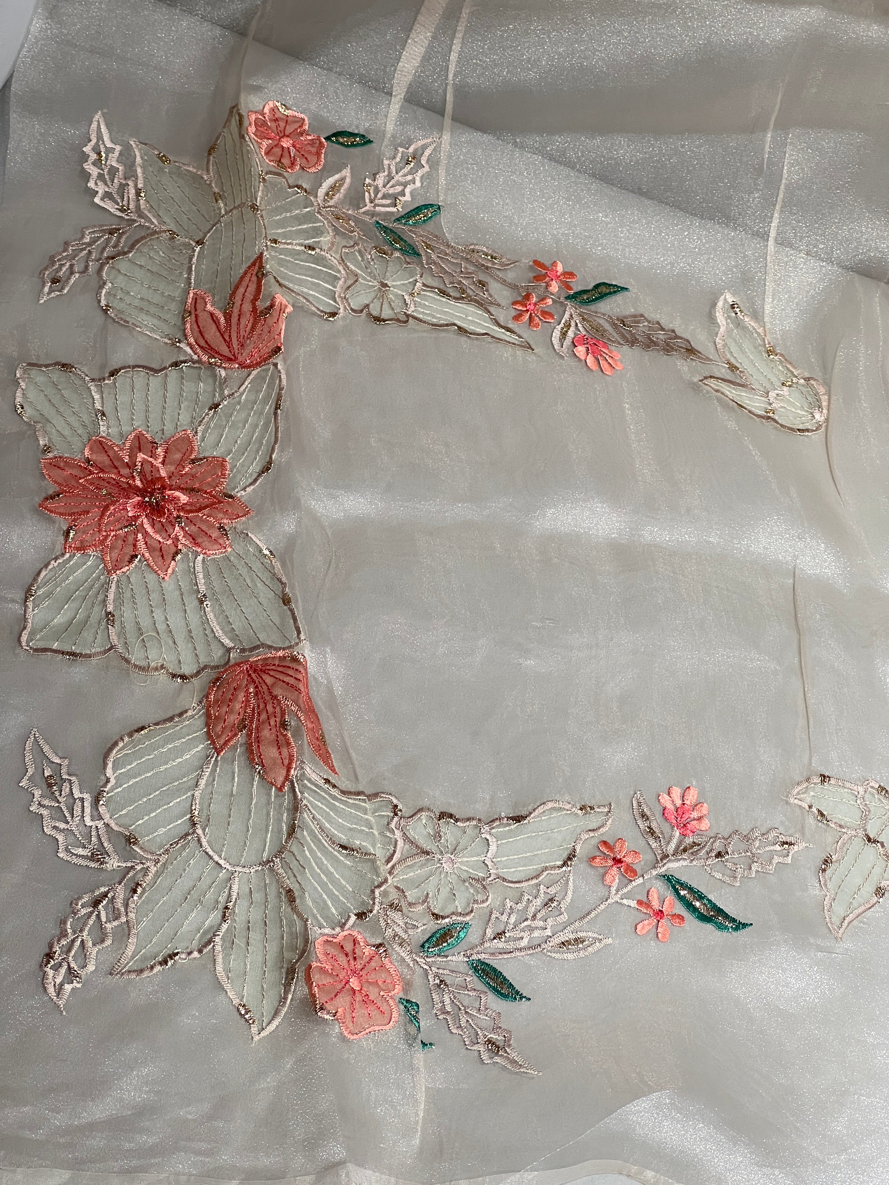 Floral Applique Detailed Shimmer Organza Saree | BLD1842