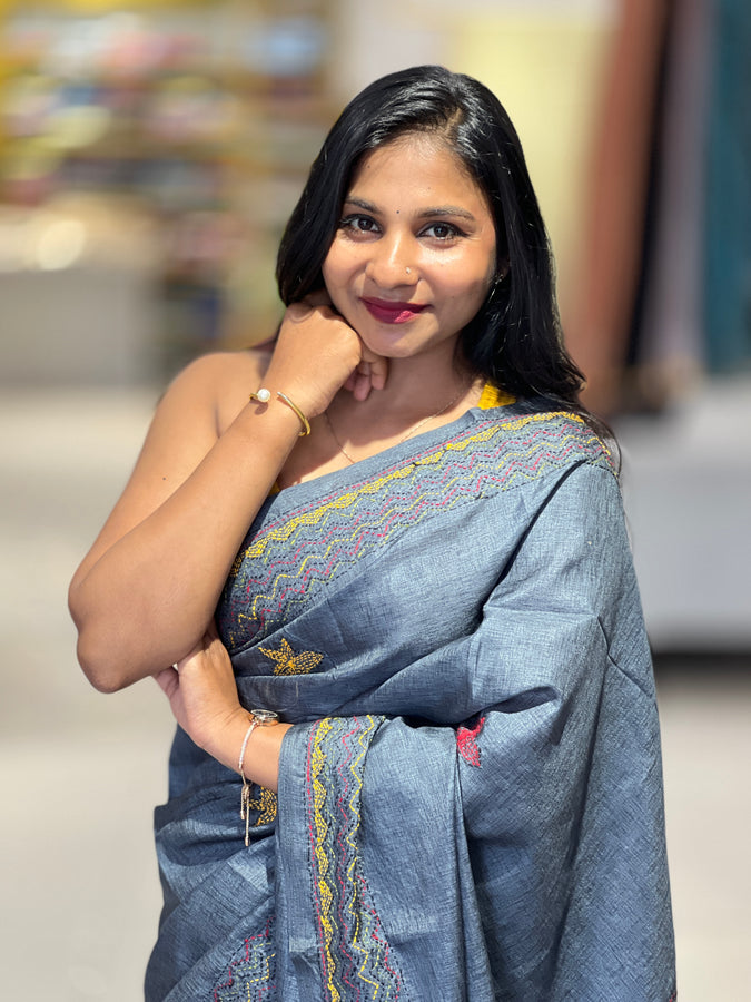 Kantha Weaved Floral Patterned Semi Tussar Saree | GAR143