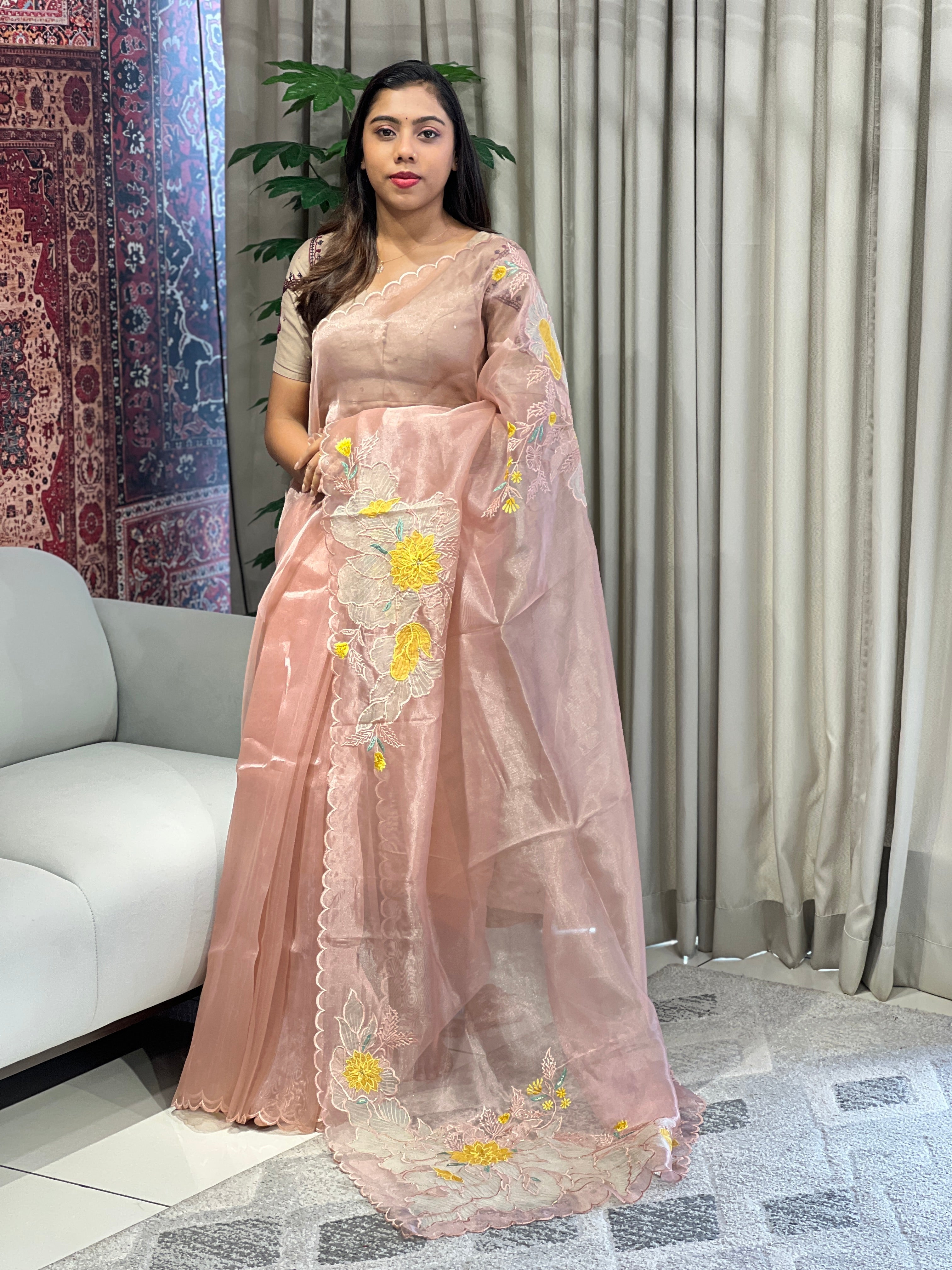 Floral Applique Detailed Shimmer Organza Saree | BLD1846