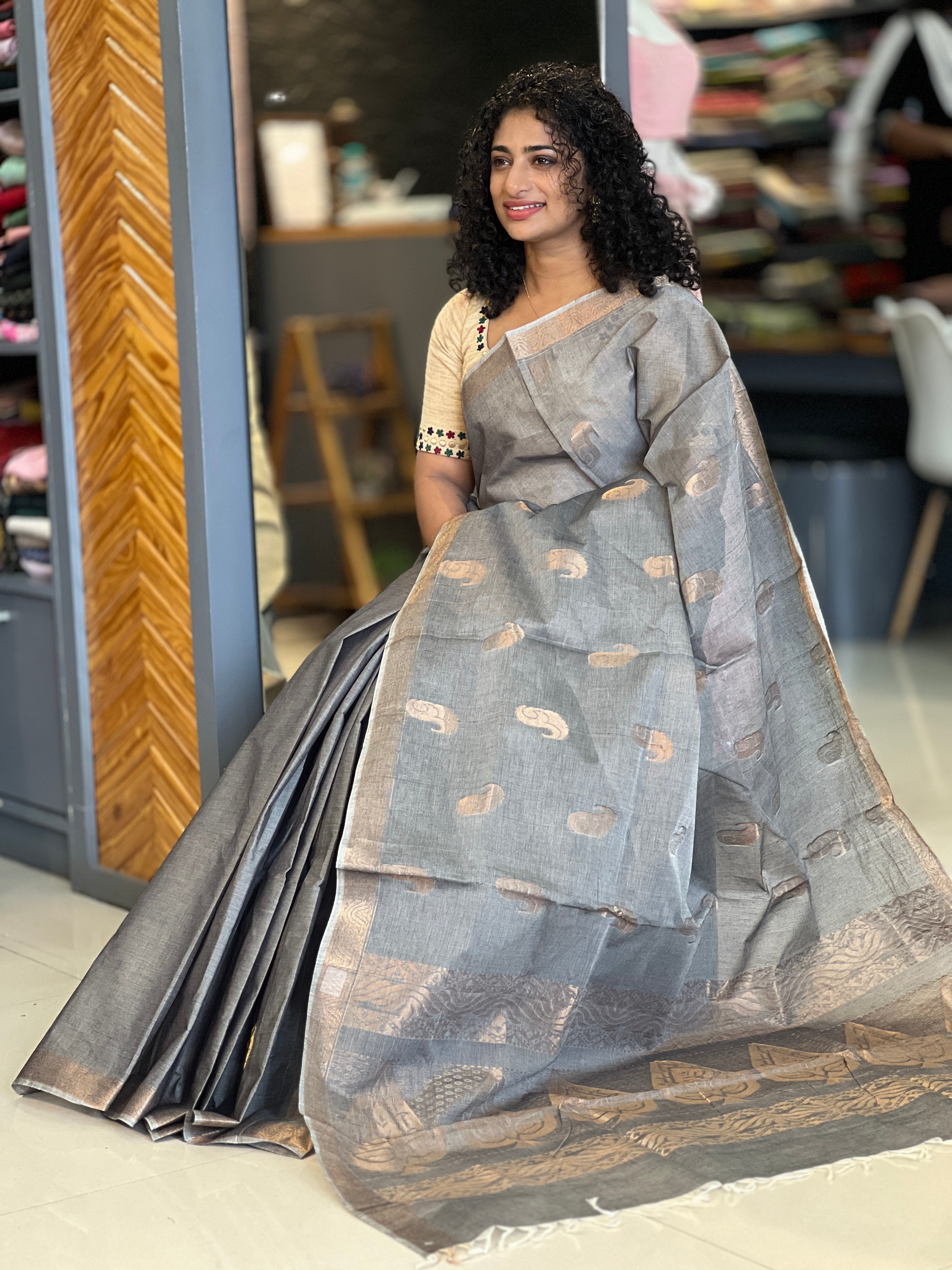Zari Weaving Cotton Saree | MNS110