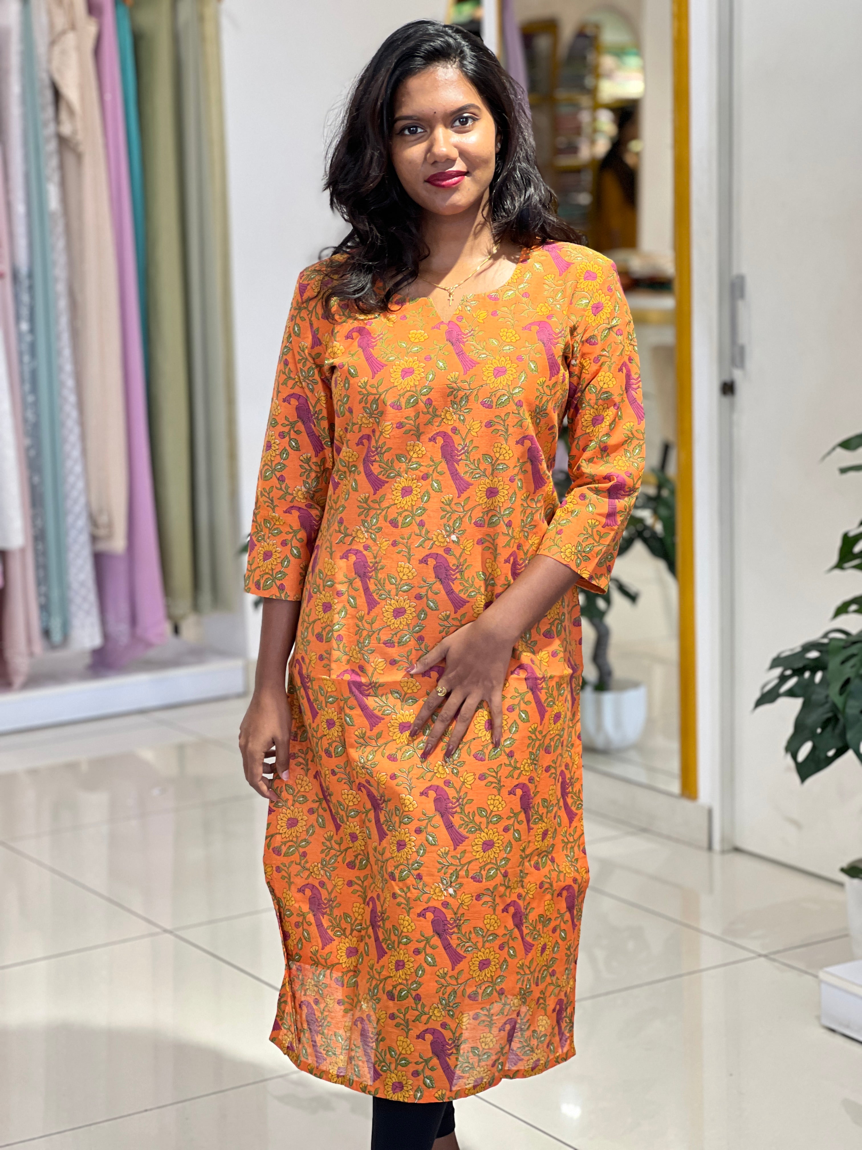 Floral Printed Chanderi Kurta | DNT1164