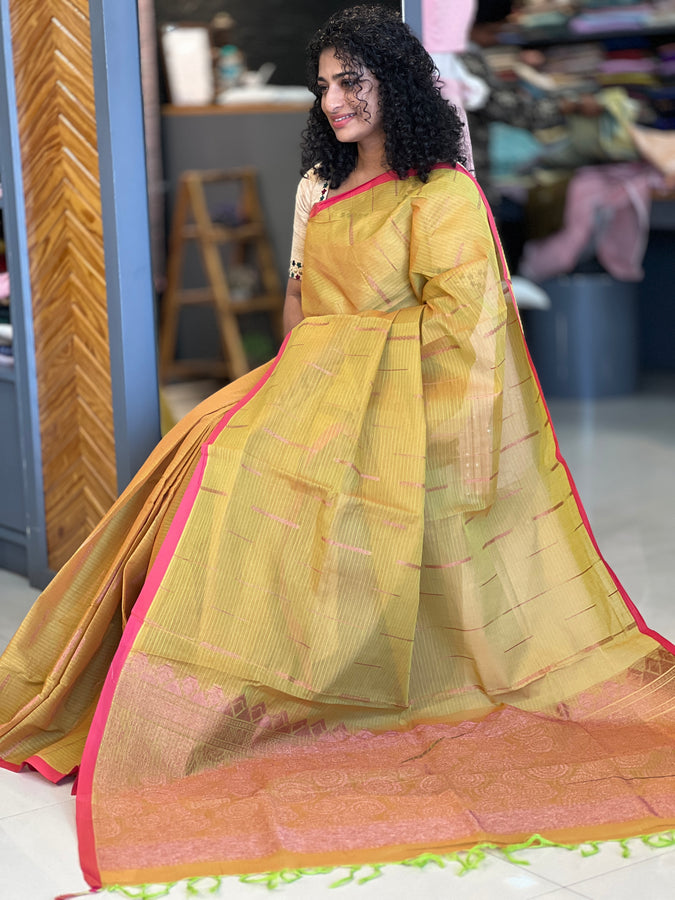 Pink Zari Weaving Cotton Saree | MNS104