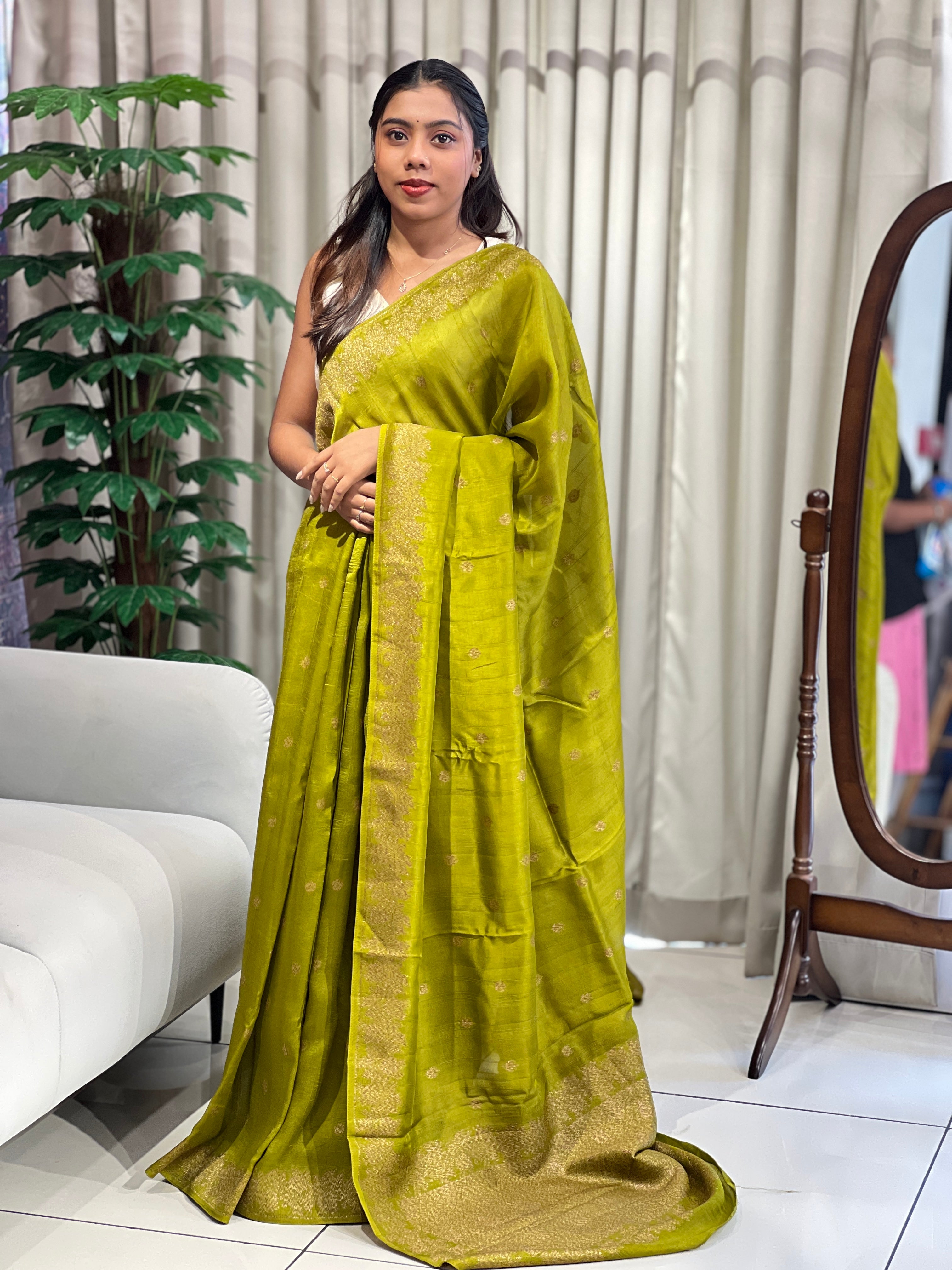 Banarasi Woven Semi Tussar Saree | YNG1178