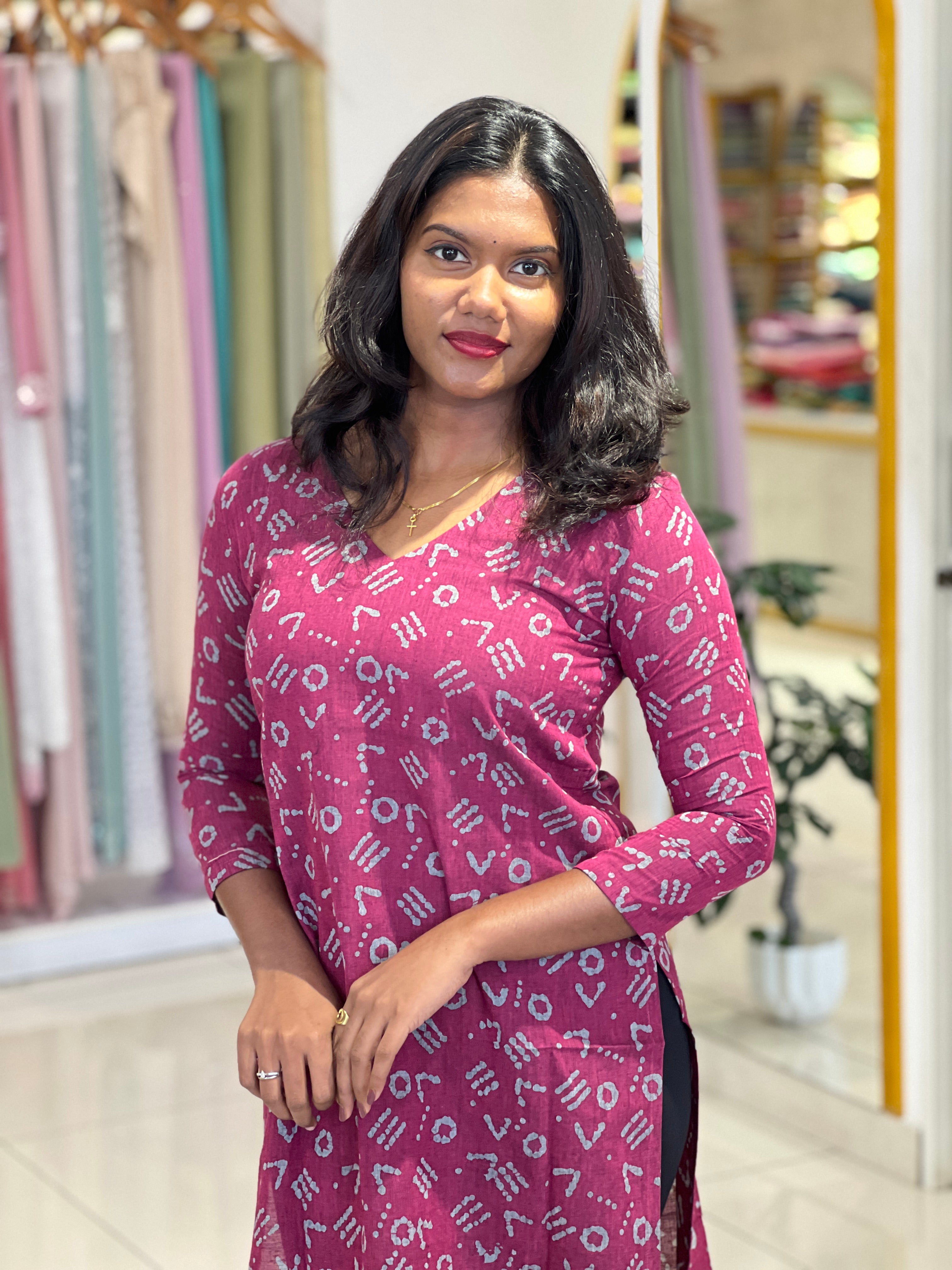 Abstract Geometrical Scattered Printed Cotton Kurta |DNT1176