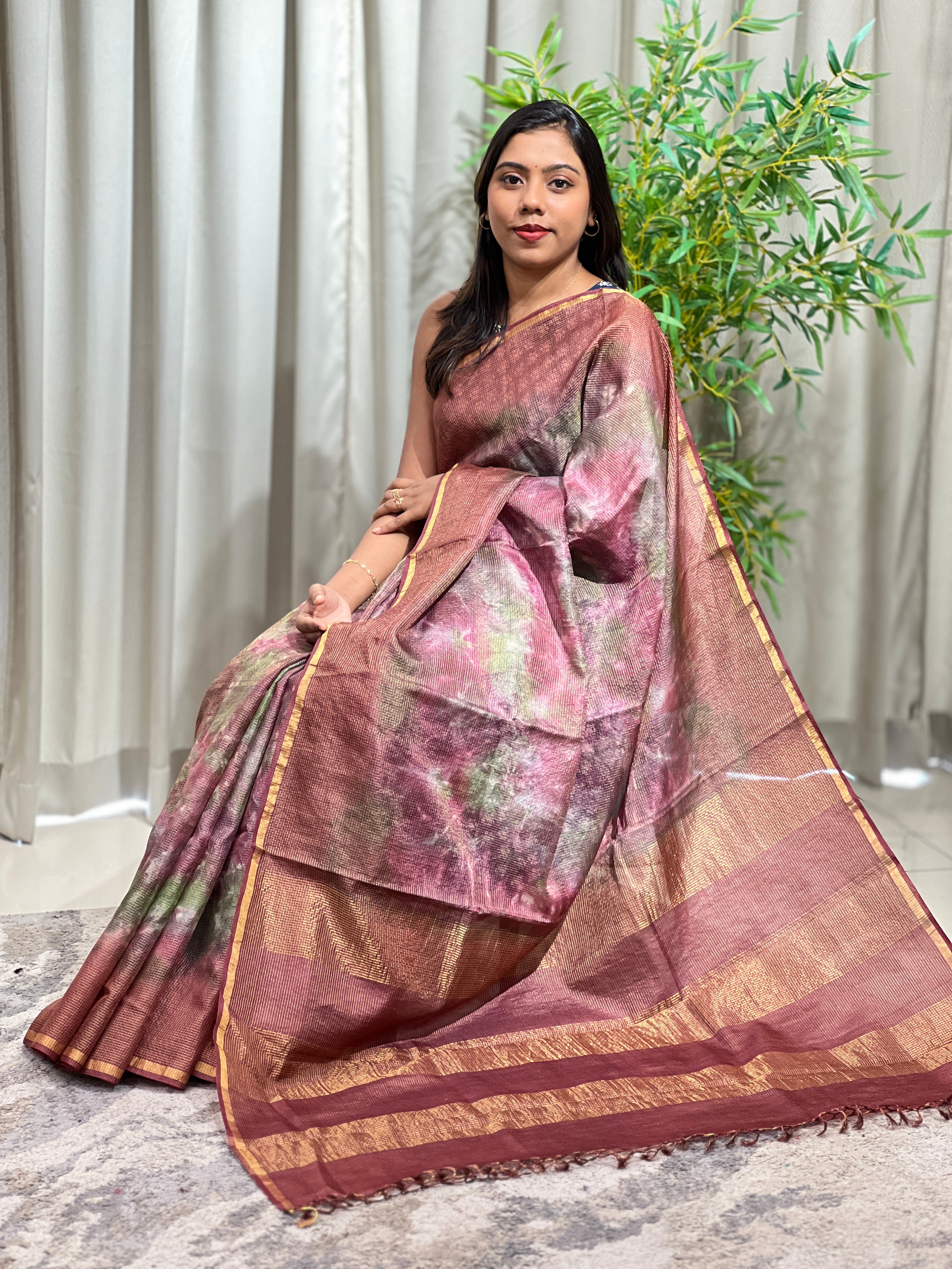 Check Patterned Tie & Dye Tussar Saree | HS1455