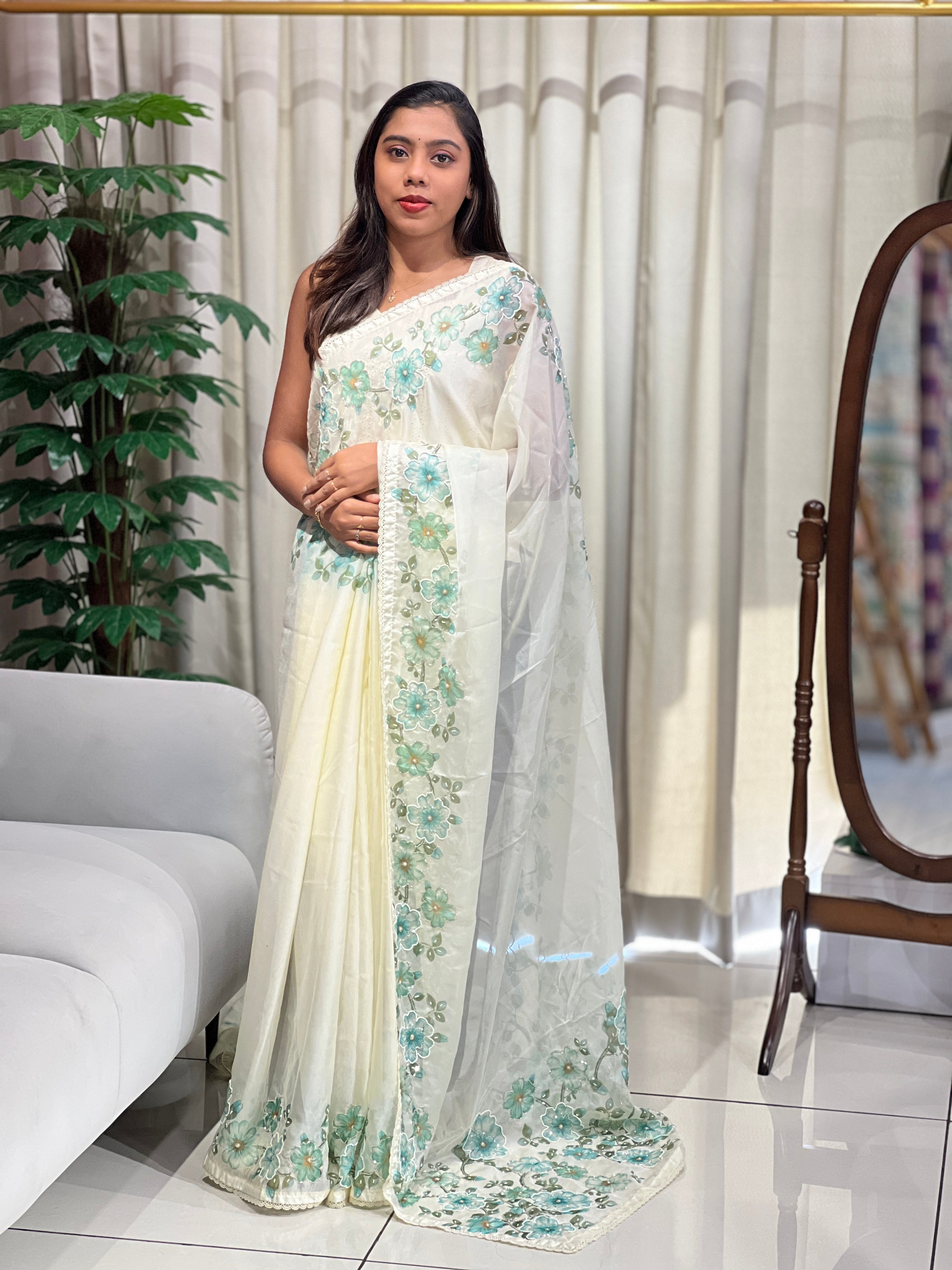 Floral Printed Shimmer Organza Saree | HT368