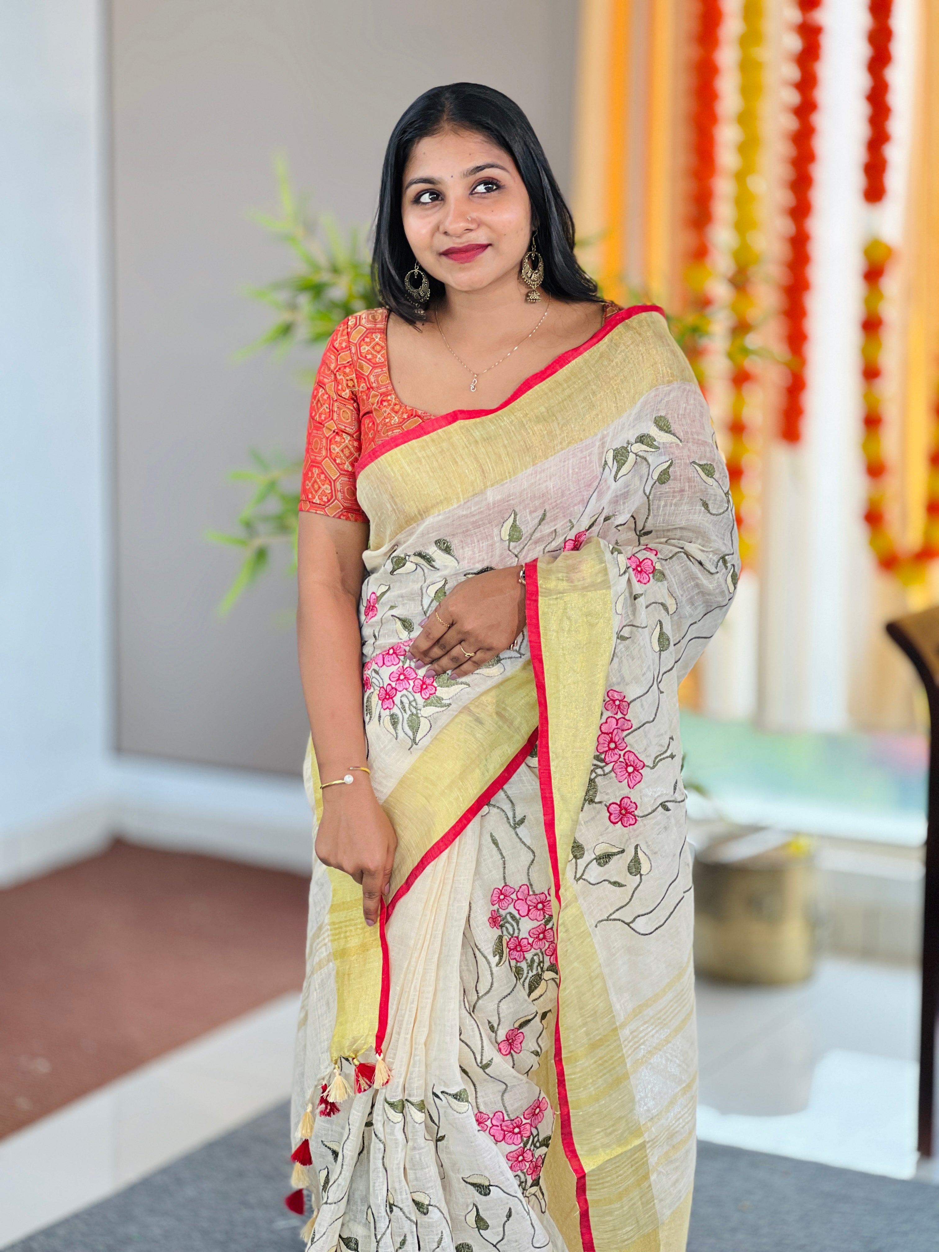 Machine Embroidery Patterned Linen Saree | NHH543