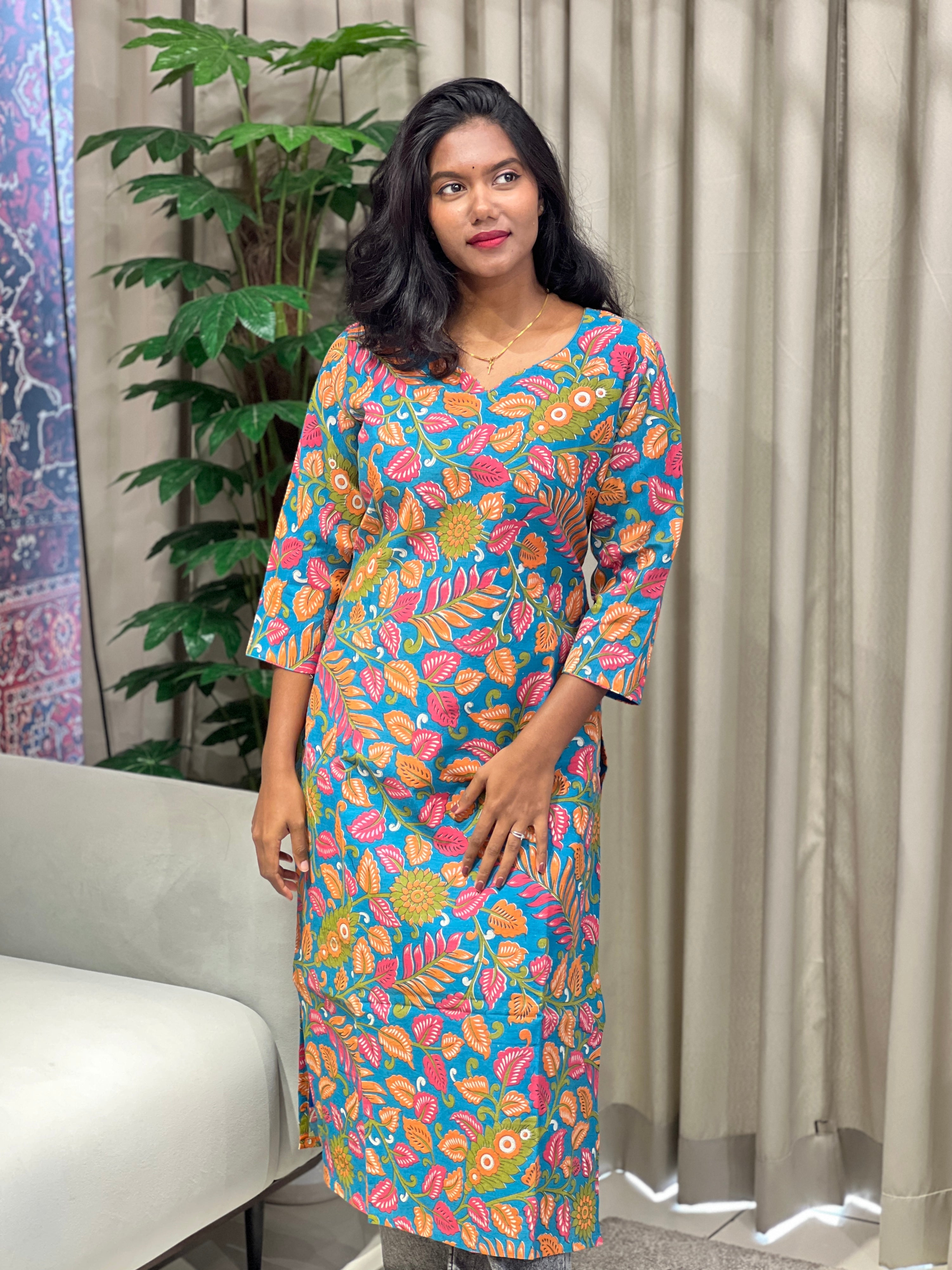 Leaf Printed Patterned Cotton Kurta | DNT800