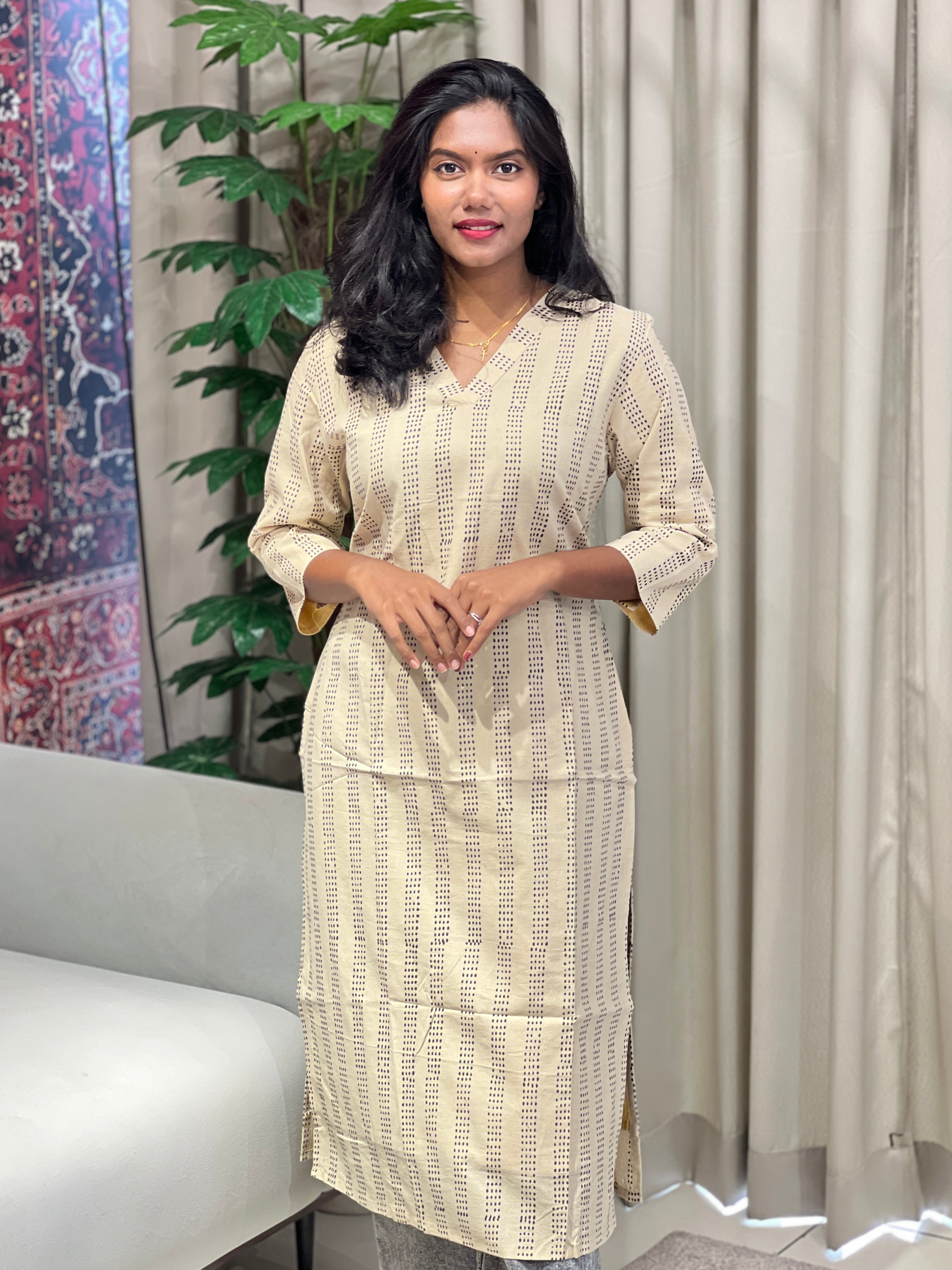 Stripes With Dotted Patterned Cotton Kurta | DNT804