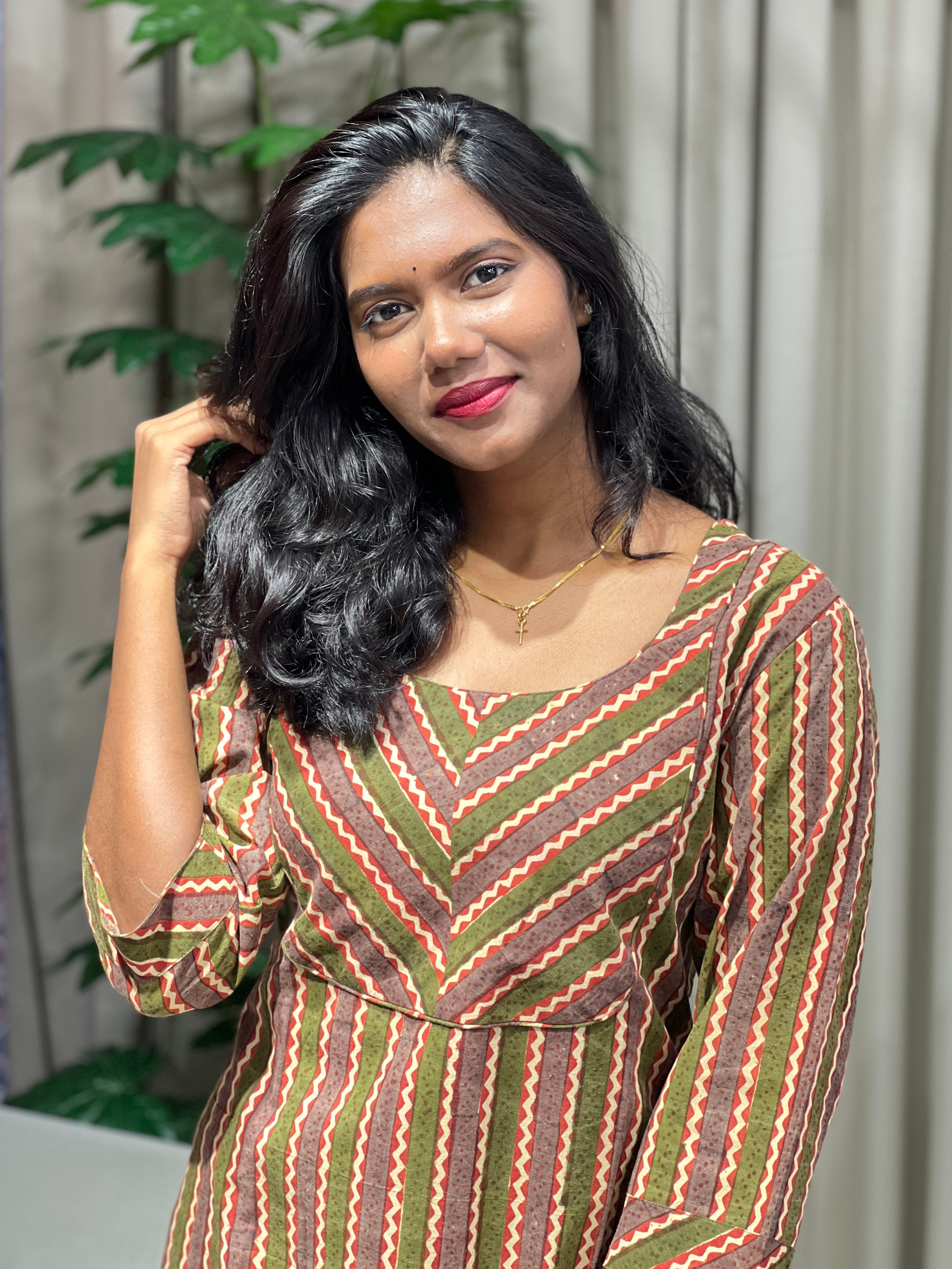 Stripes With ZigZag Patterned Cotton Kurta | DNT790