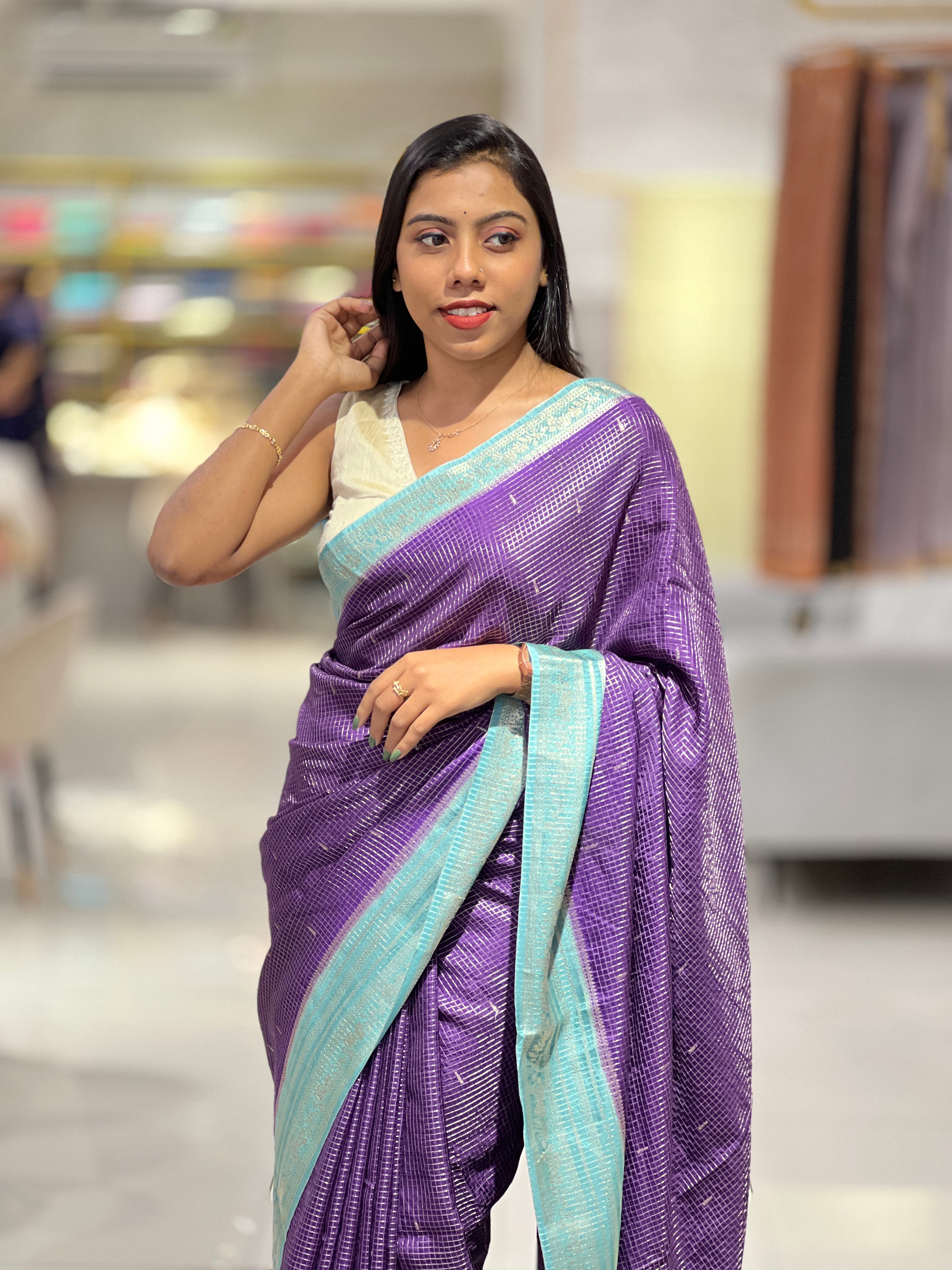 Zari Check With Butta Detailed Banarasi Silk Saree | NN390