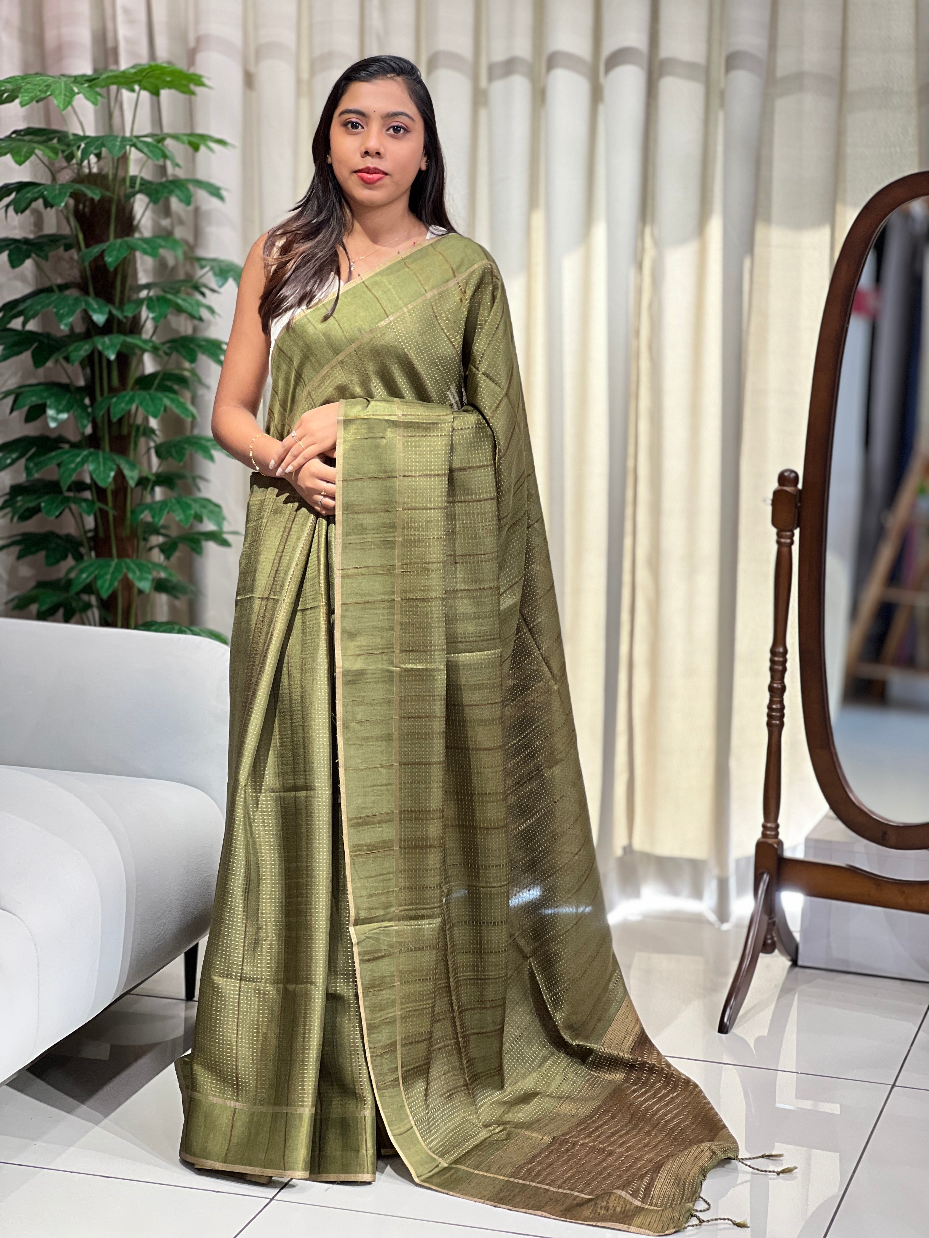 Running Stitch Detailed Semi Tussar Saree | SSN488