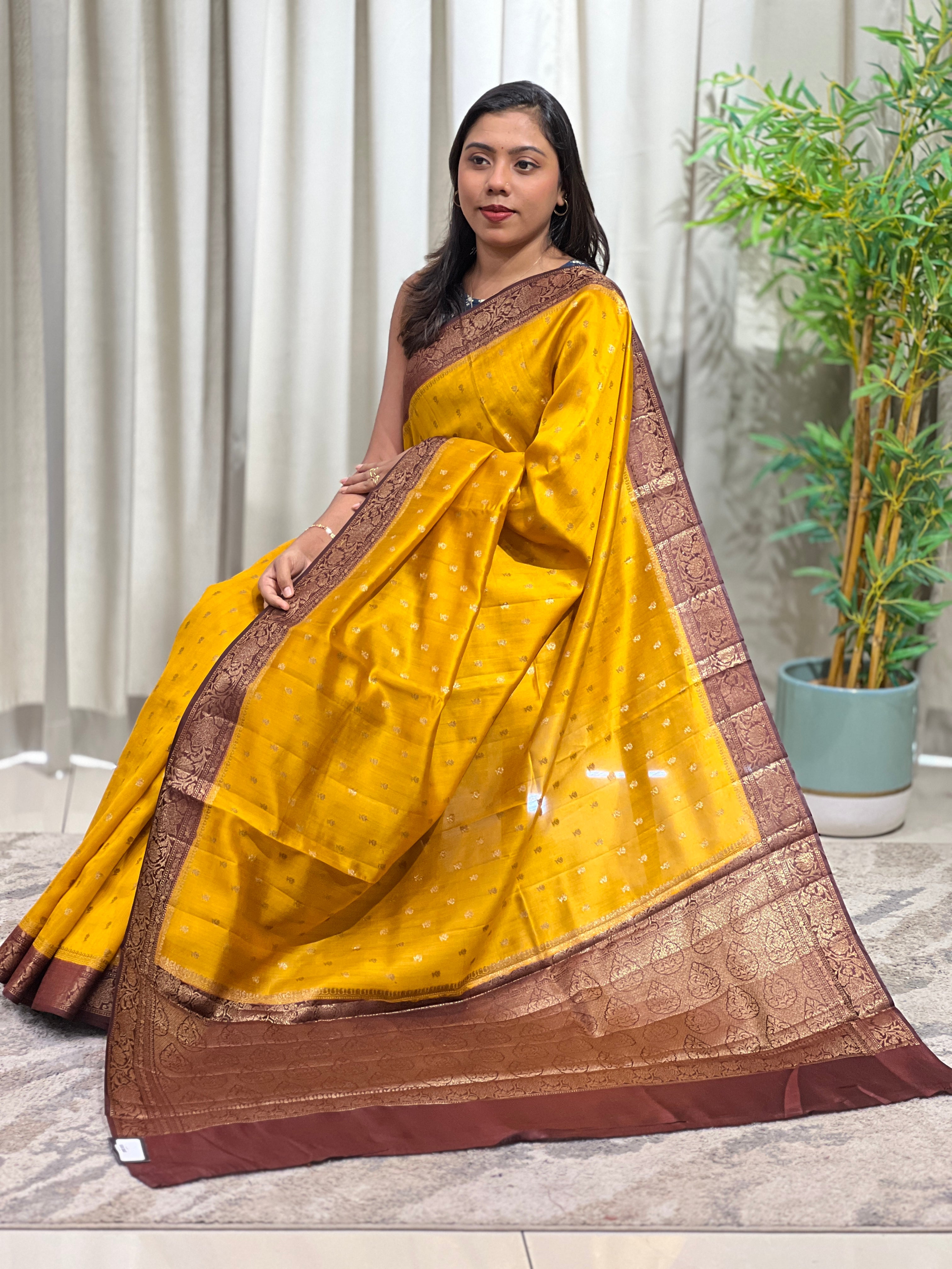 Kathan Woven Pattern Raw Silk Saree | GA138
