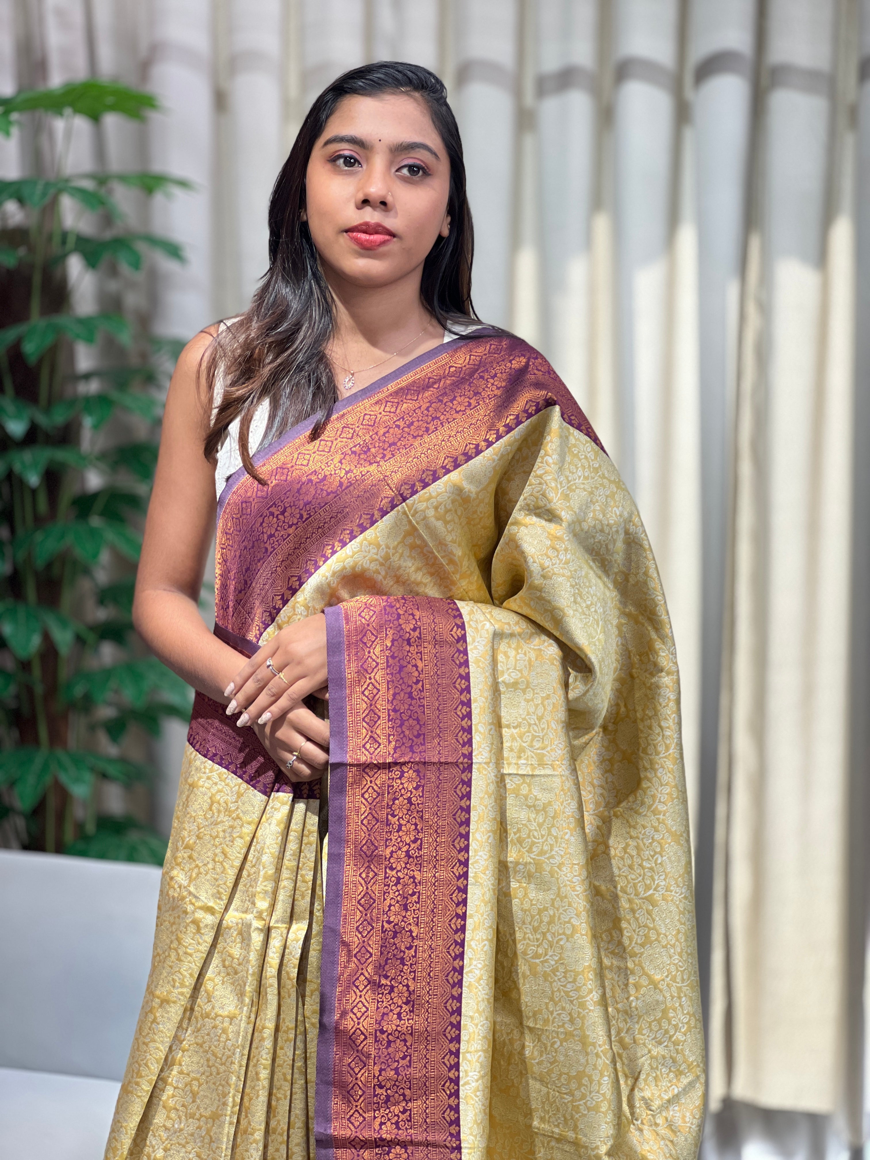 Traditional Brocade Patterned Semi Silk Saree | HT401