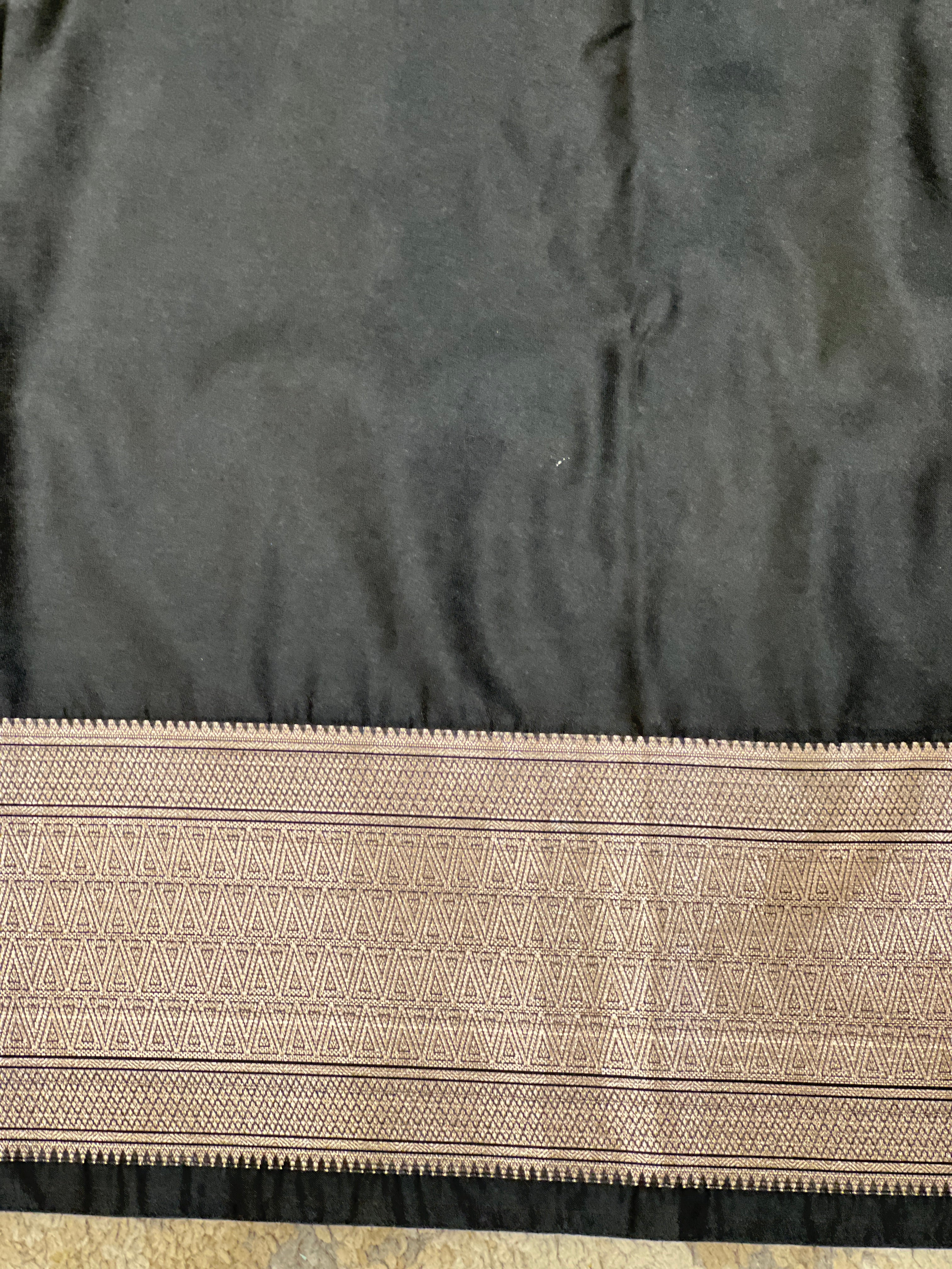Paisley Pattern Soft Silk Saree | RVS321