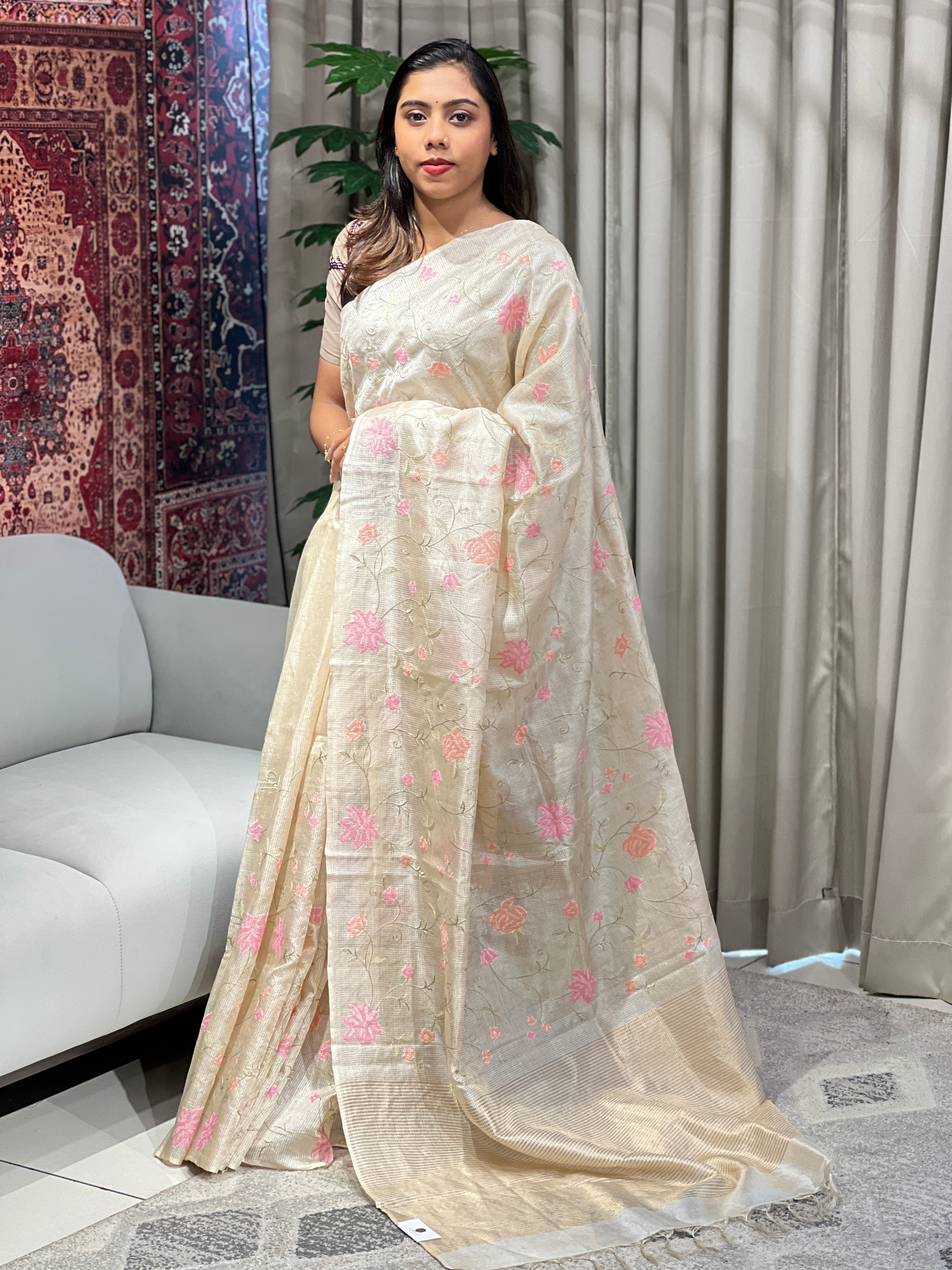 Zari Check Woven Pure Tussar Saree | YNG806