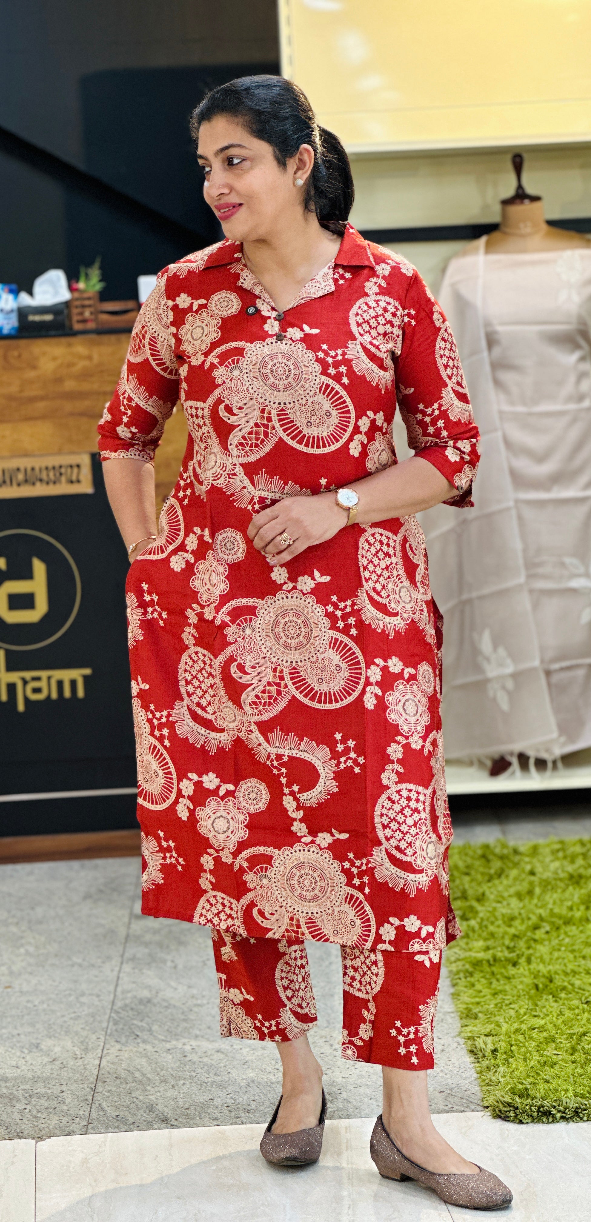 Foil Printed Rayon Kurta Set | VSI143