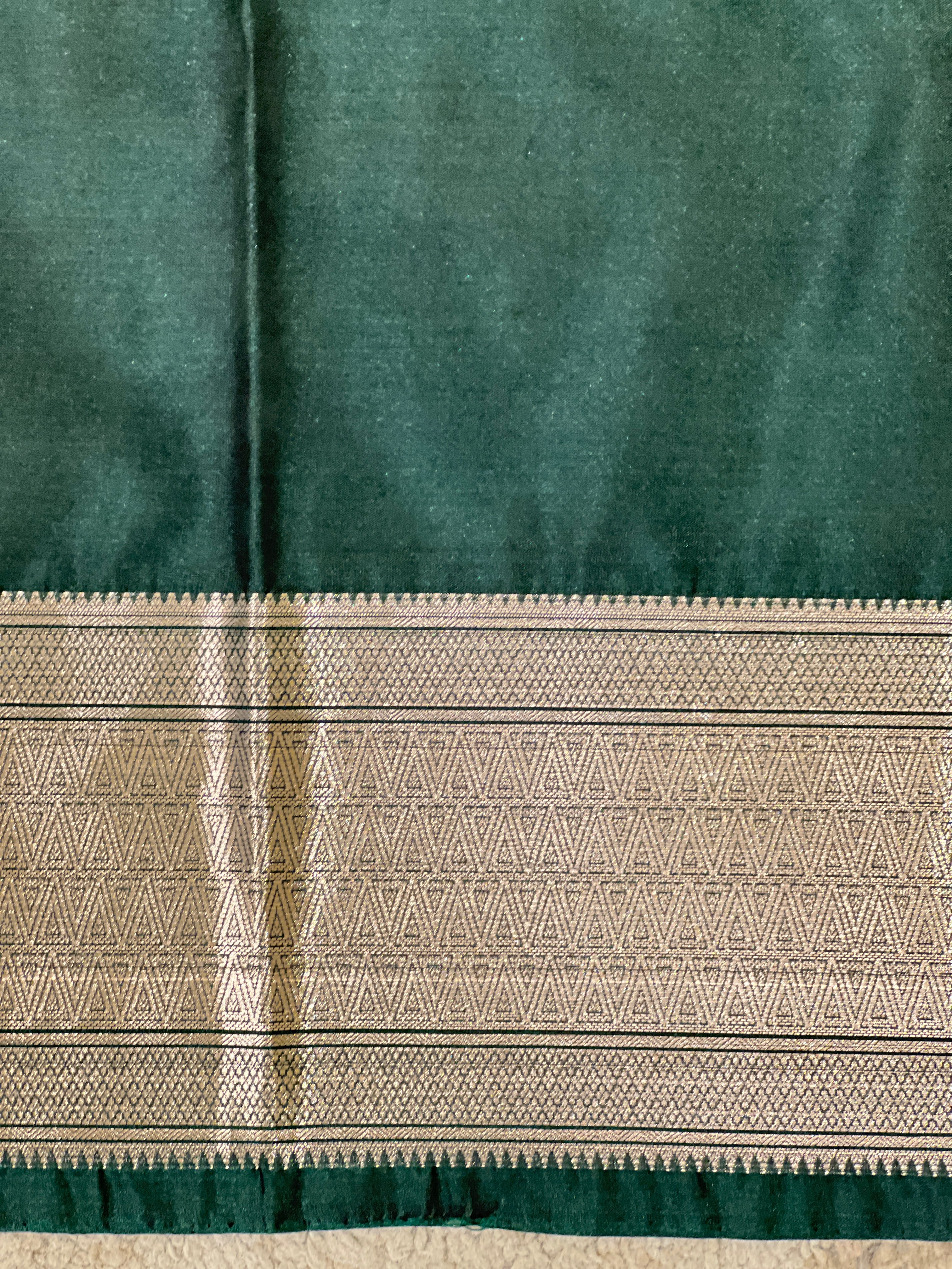 Paisley Pattern Soft Silk Saree  | RVS323