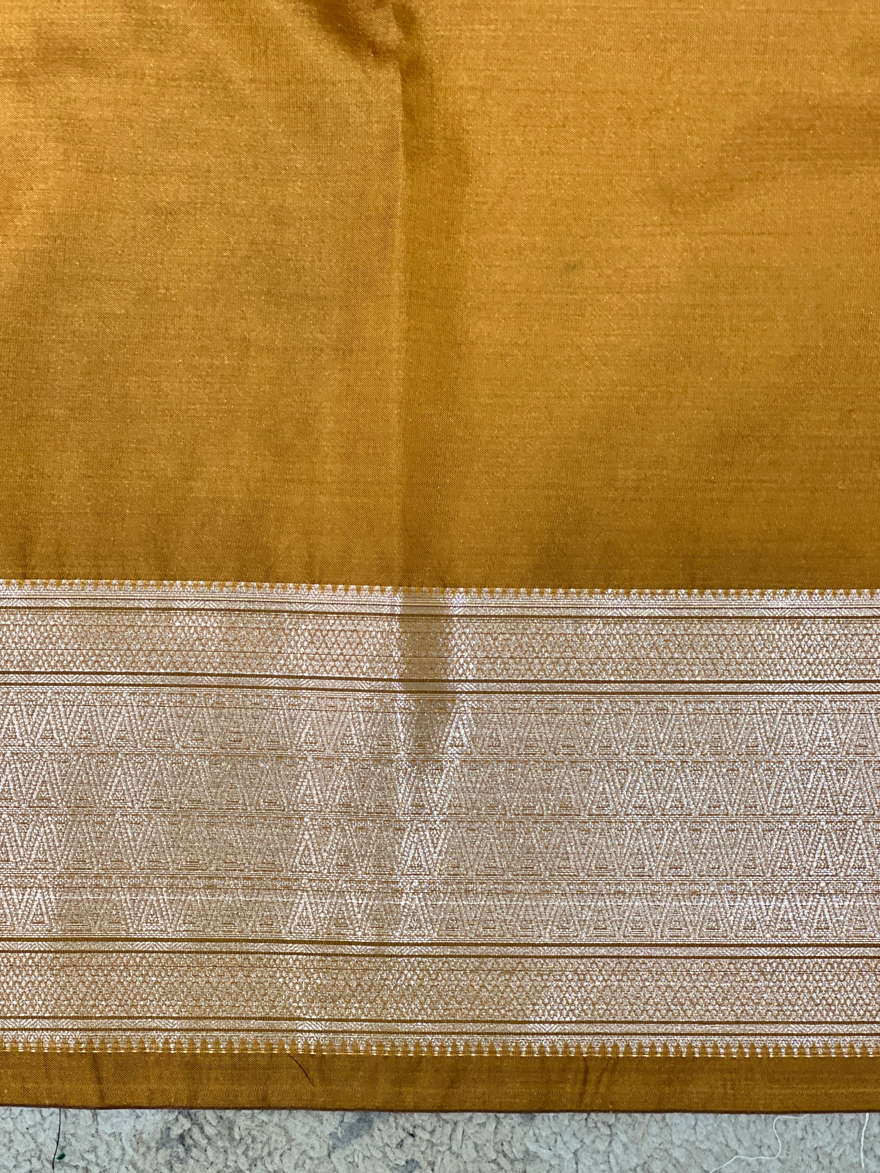 Paisley Pattern Soft Silk Saree | RVS328