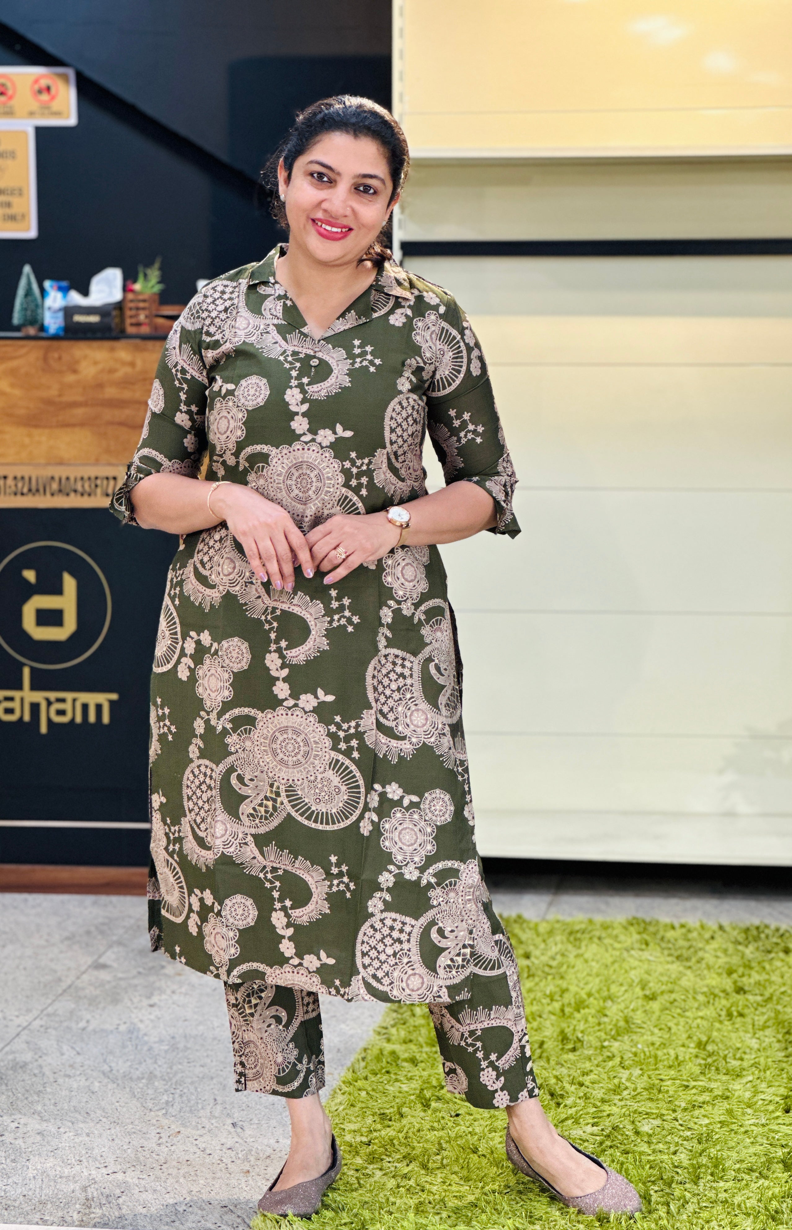 Foil Printed Rayon Kurta Set | VSI142