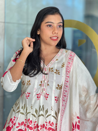 Floral Print With Embroidery Detailed Cotton Kurta Set | FW284