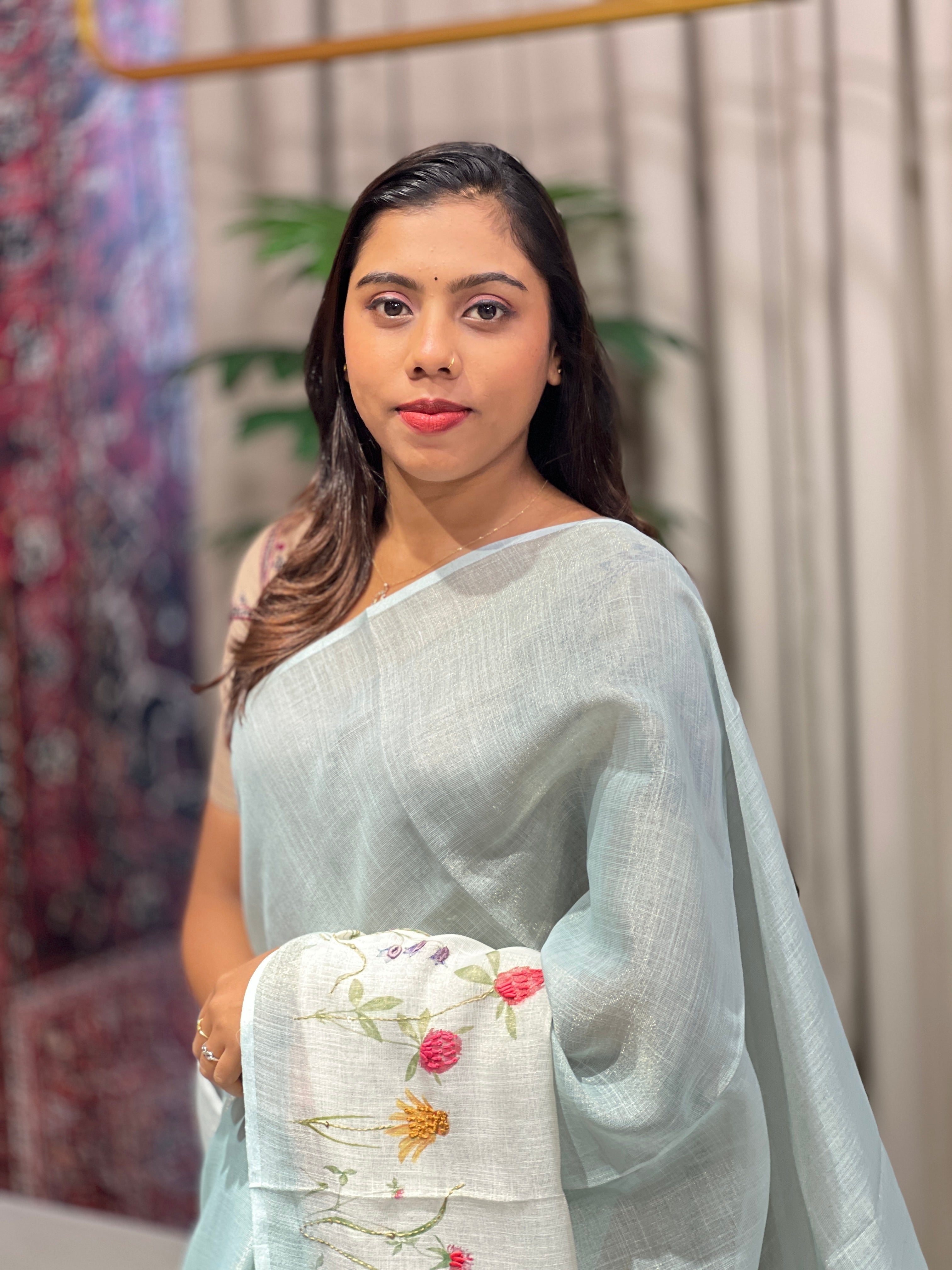 Floral Printed Tissue Linen Saree | BLD1753
