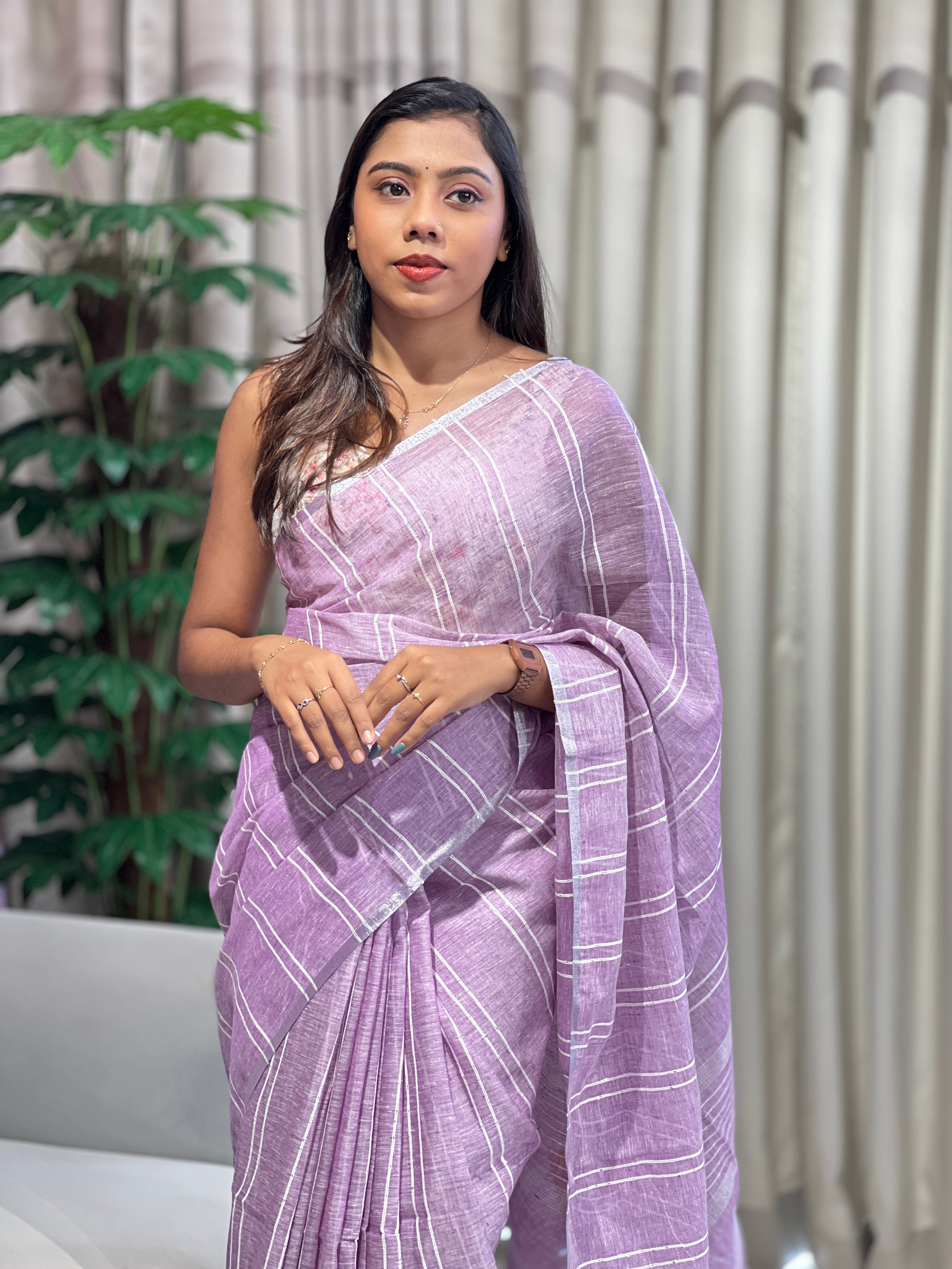 Thread Stripes Detailed Semi Linen Saree | EVA113