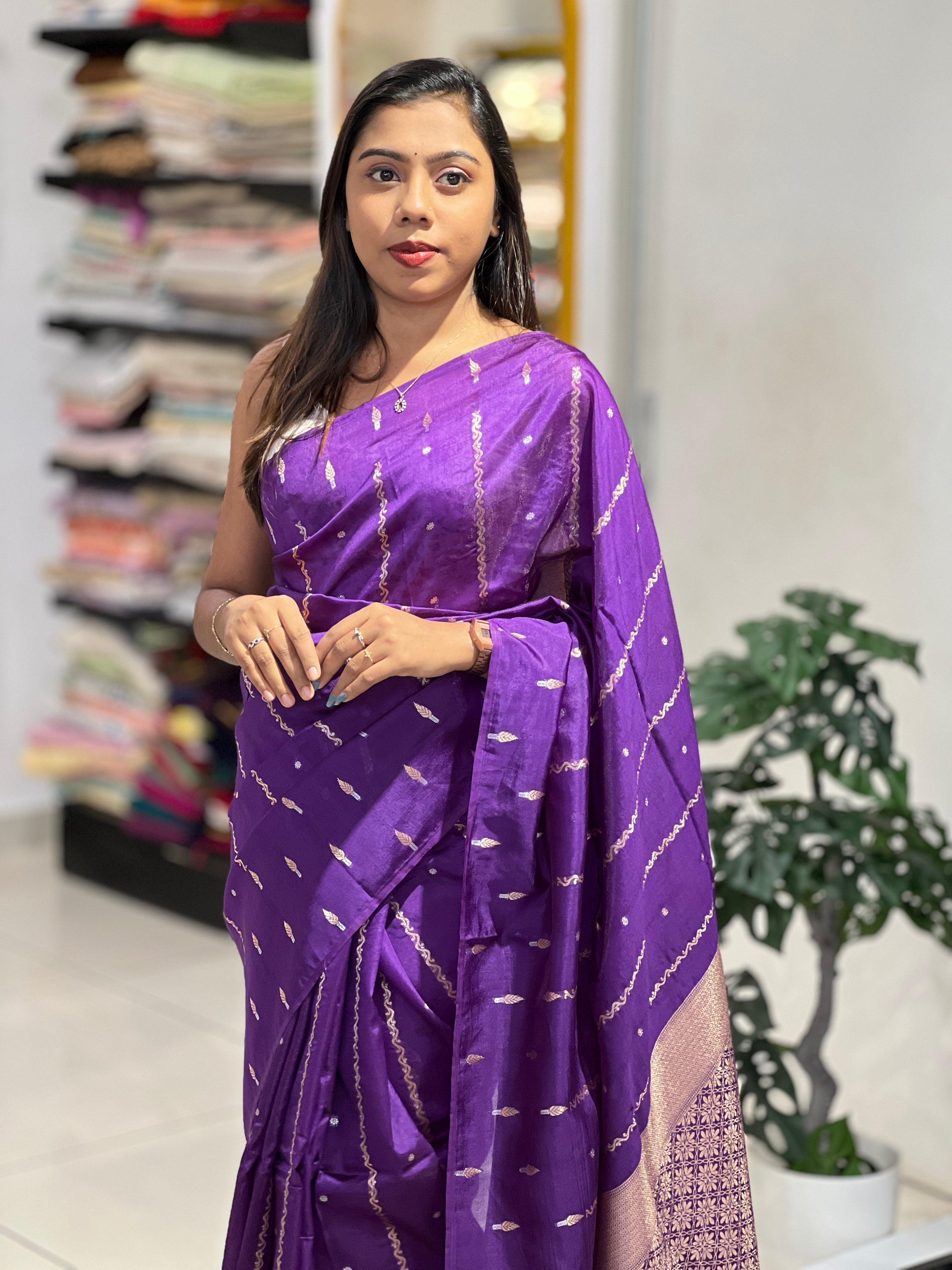 Zari Woven Semi Silk Saree | NN465