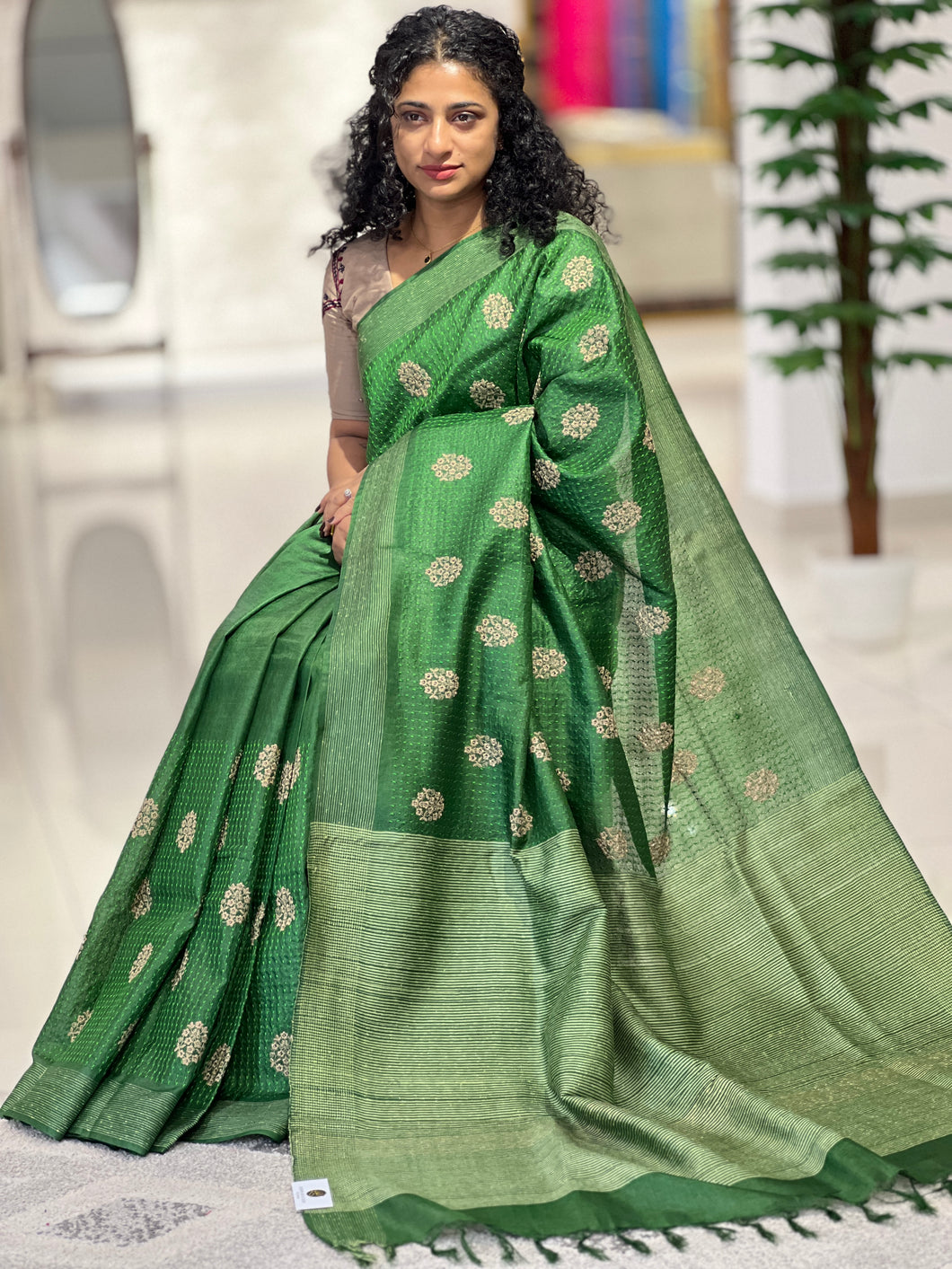 Vertical & Floral Embroidered Soft Tussar Saree | RGD339