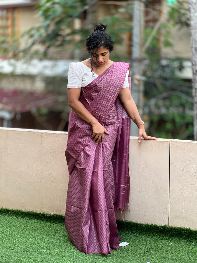 Kantha Weaving Style Bhagalpuri Linen Saree | DLS203