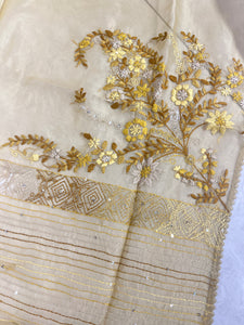 Floral Embroidered Tissue Organza Saree | BLD547