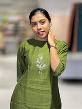 Floral Embroidery Detailed Cotton Blend Kurta Top & Bottom | MSN106