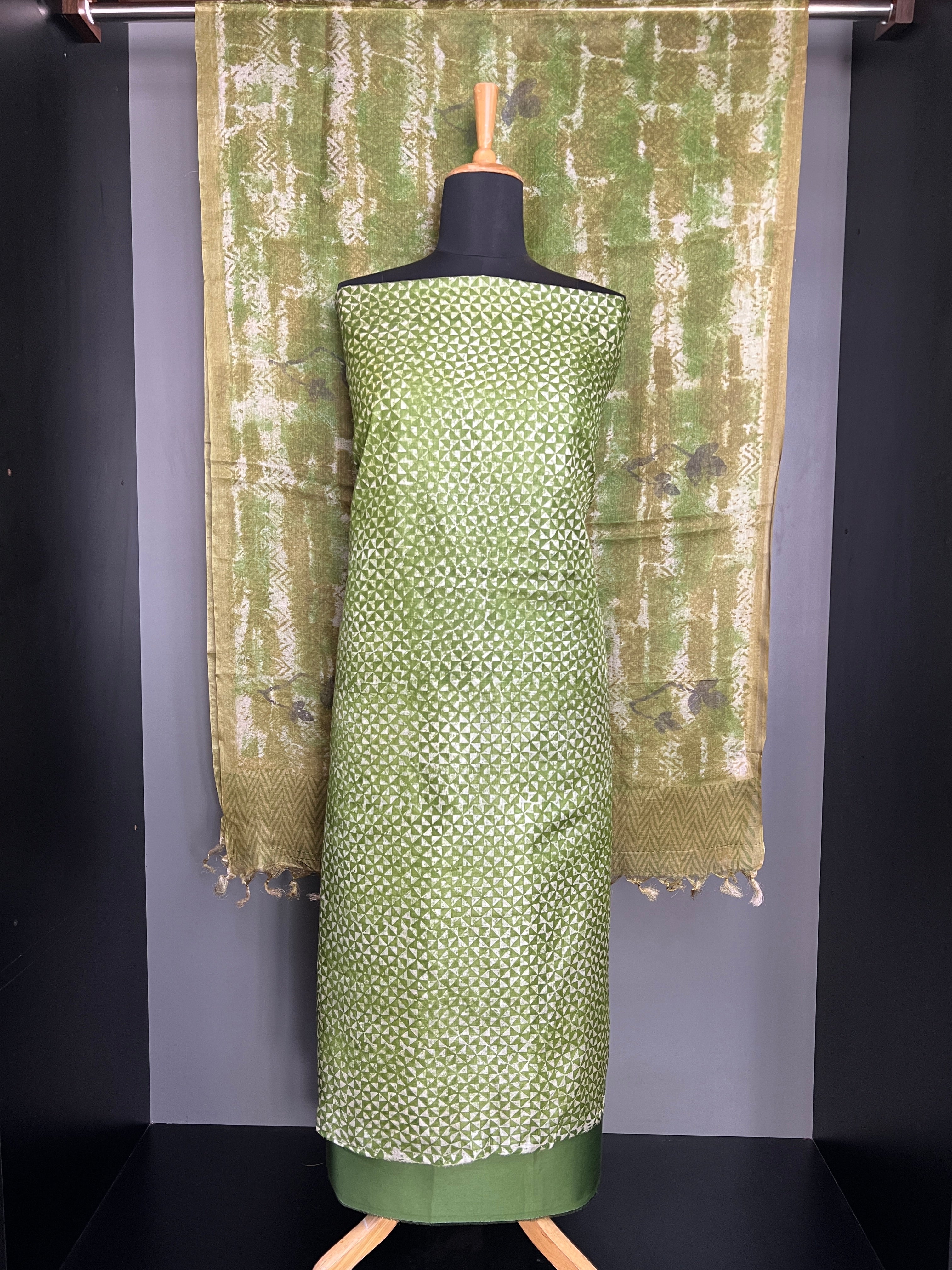 Geometrical Patterned Tussar Salwar Set | YNG891