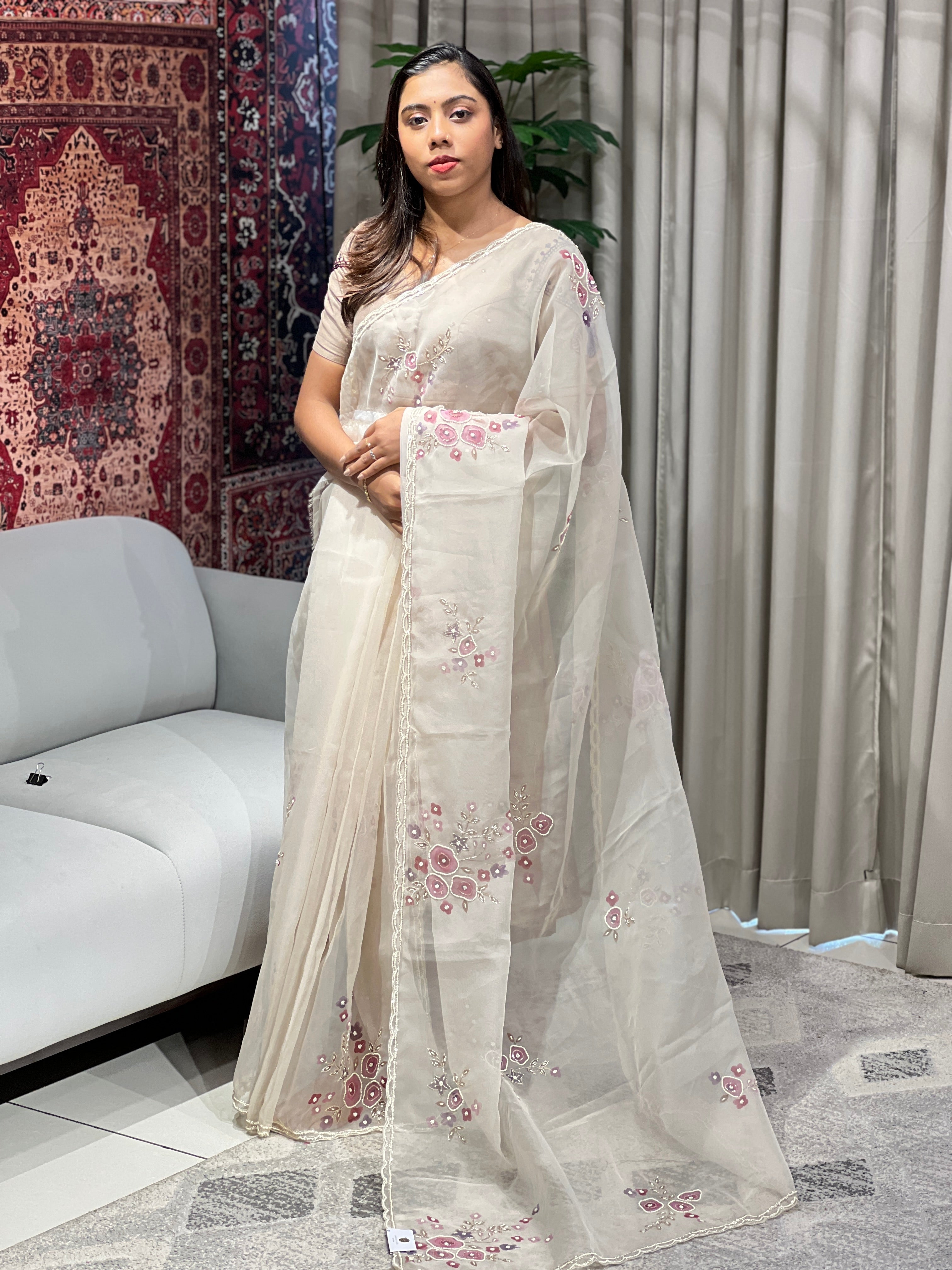 Floral Print With Hand Embroidery Detailed Organza Saree | BLD1827