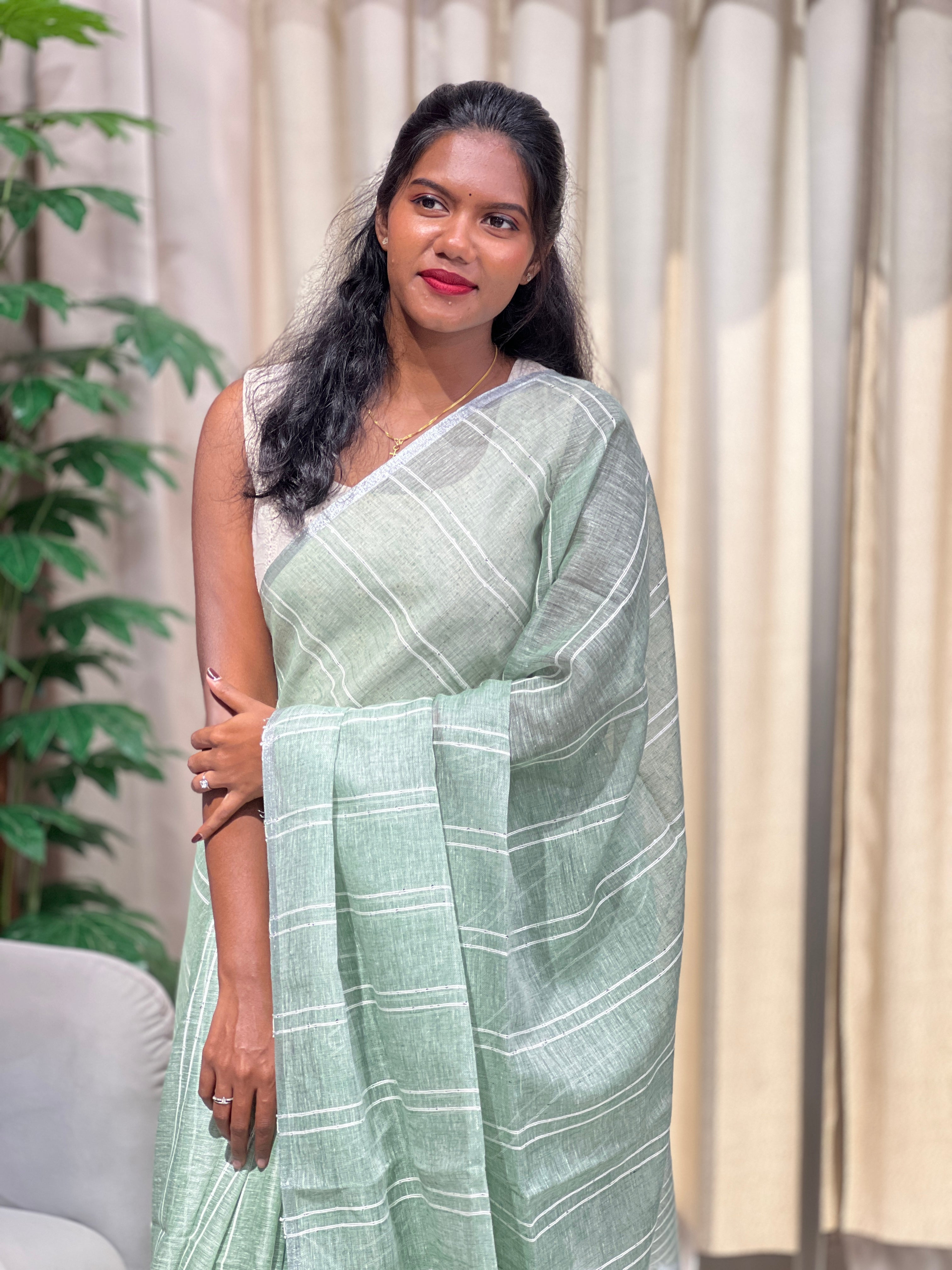 Thread Stripes Detailed Semi Linen Saree | EVA112