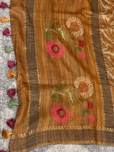 Embroidered With Batik Printed Tussar Saree | RGD342