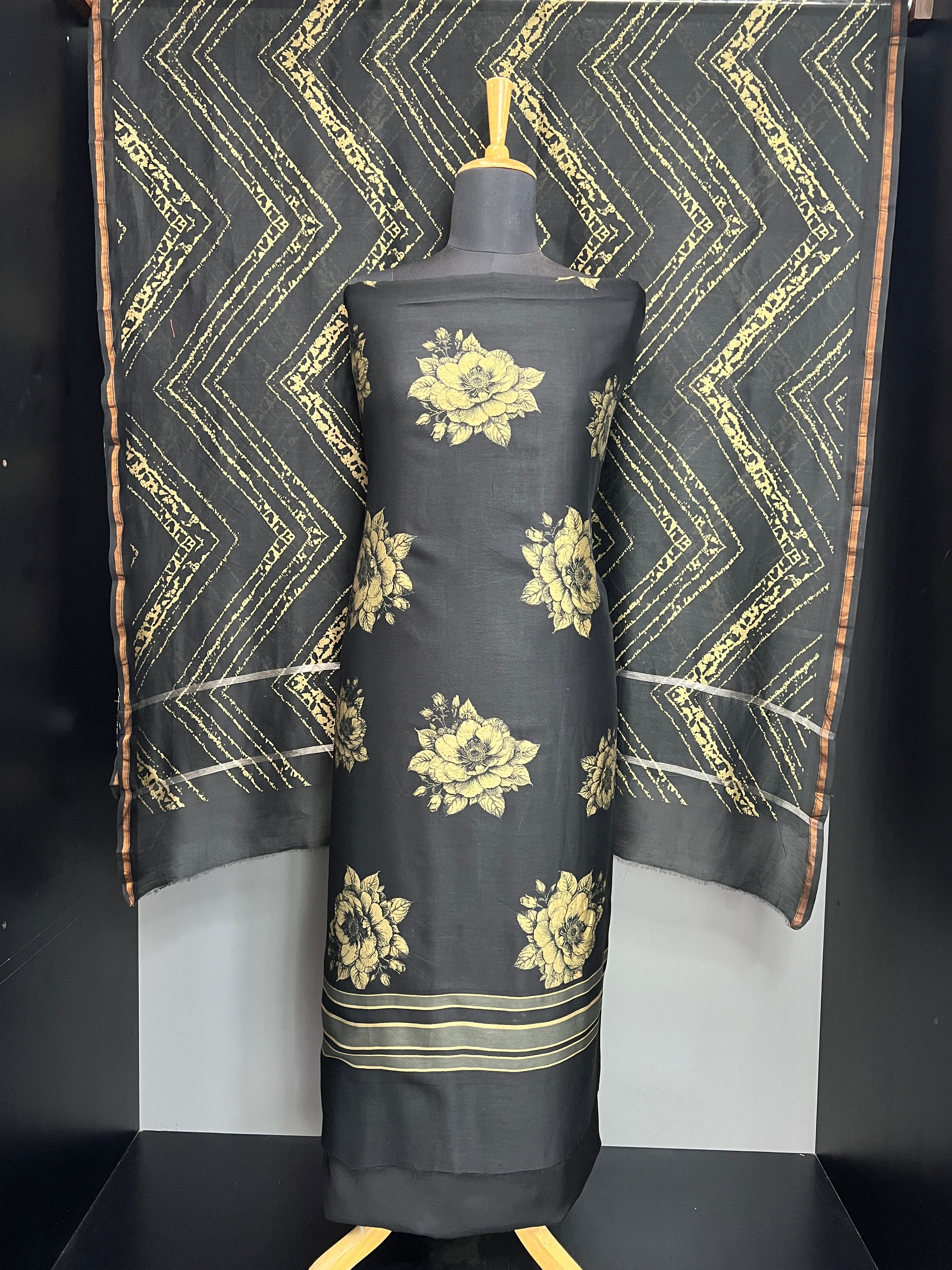 Floral Printed Chanderi Salwar Set | LV520