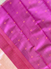Traditional Zari Woven Stripe Patterned Semi Silk Saree | SRK103