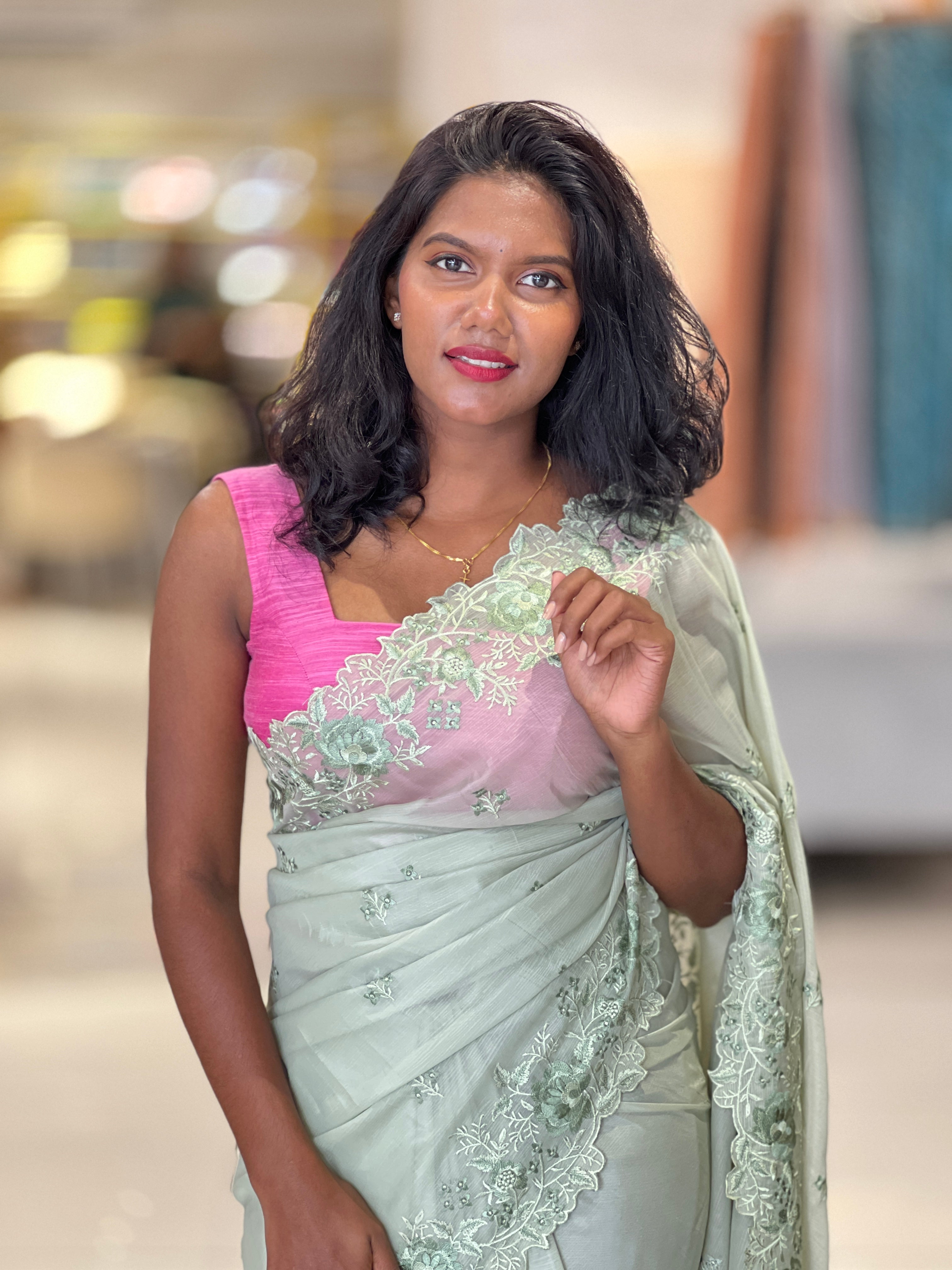 Floral Embroidery Detailed Chiffon Saree | SBP554