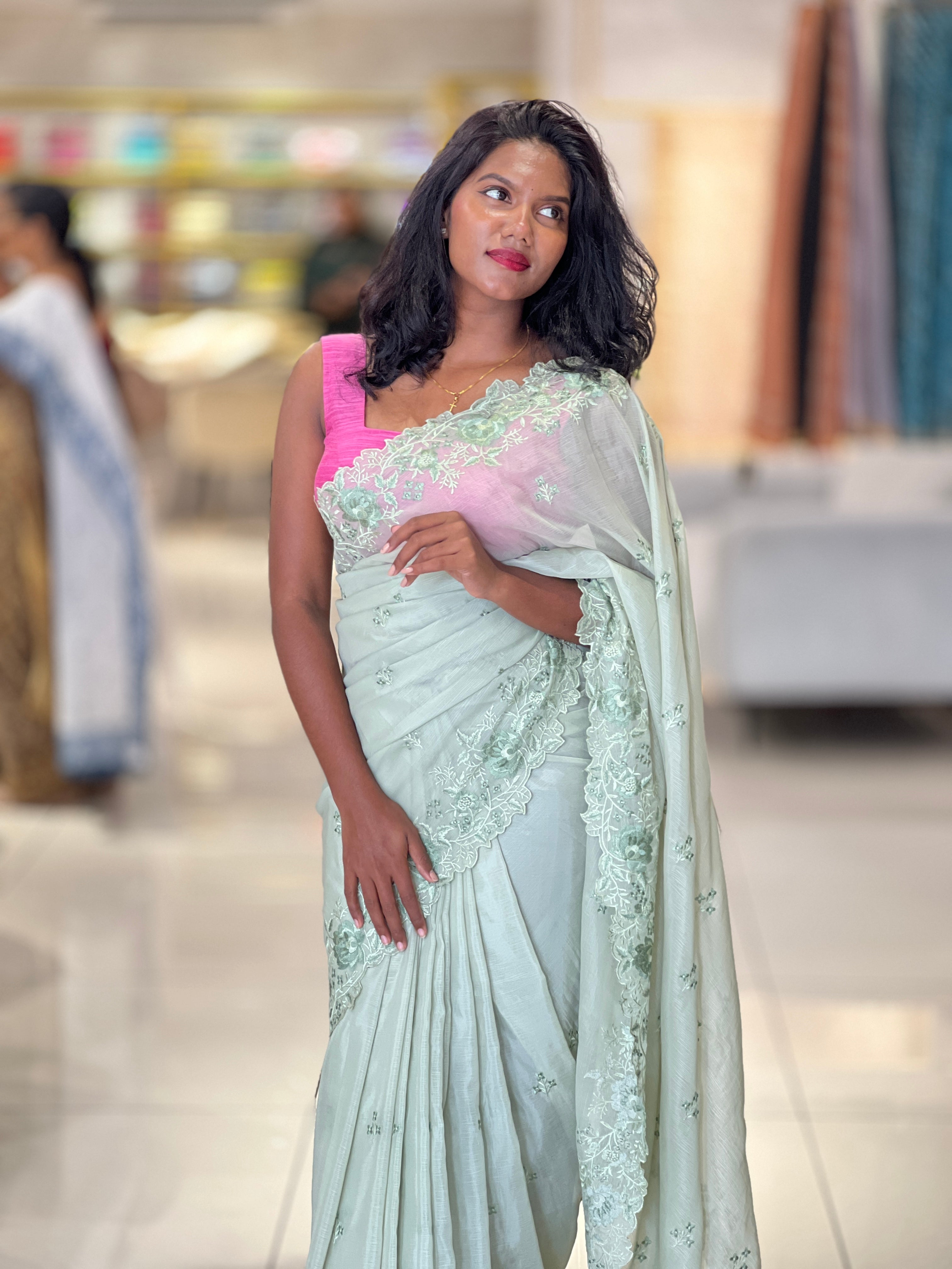 Floral Embroidery Detailed Chiffon Saree | SBP554