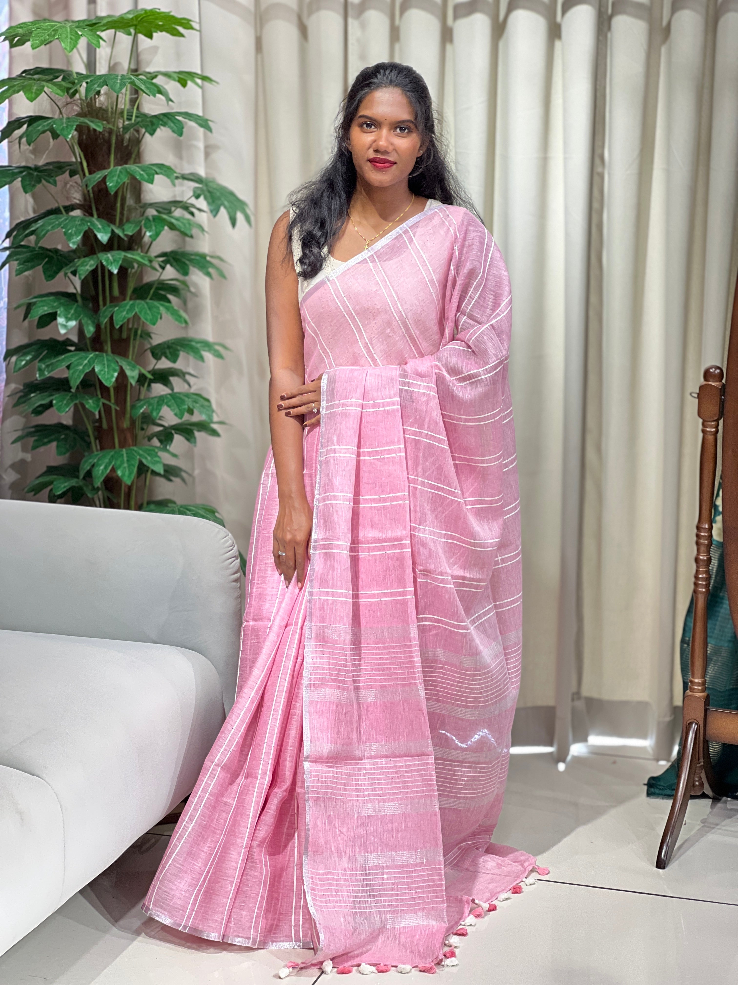 Thread Stripes Detailed Semi Linen Saree | EVA114